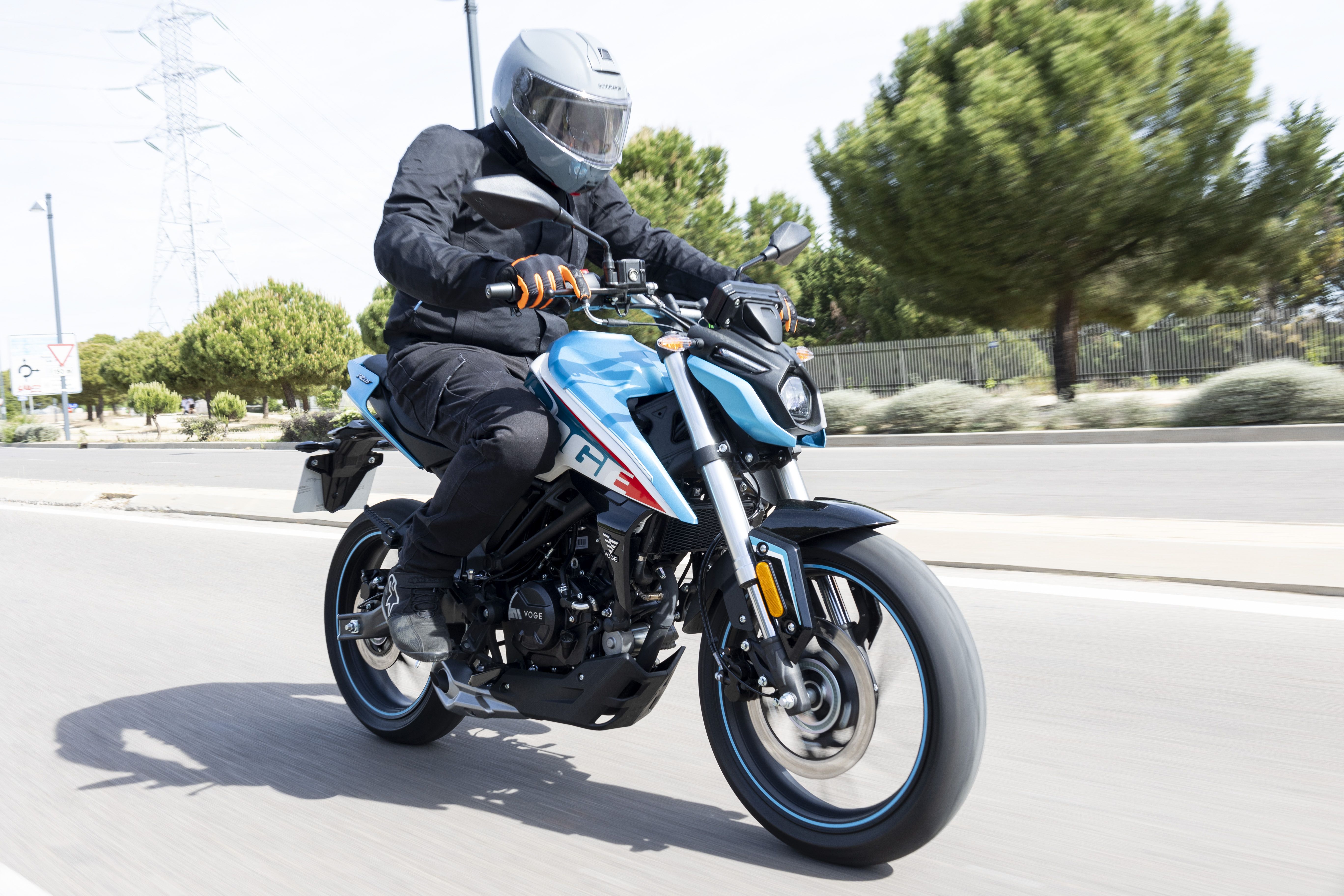 VOGE 125 R