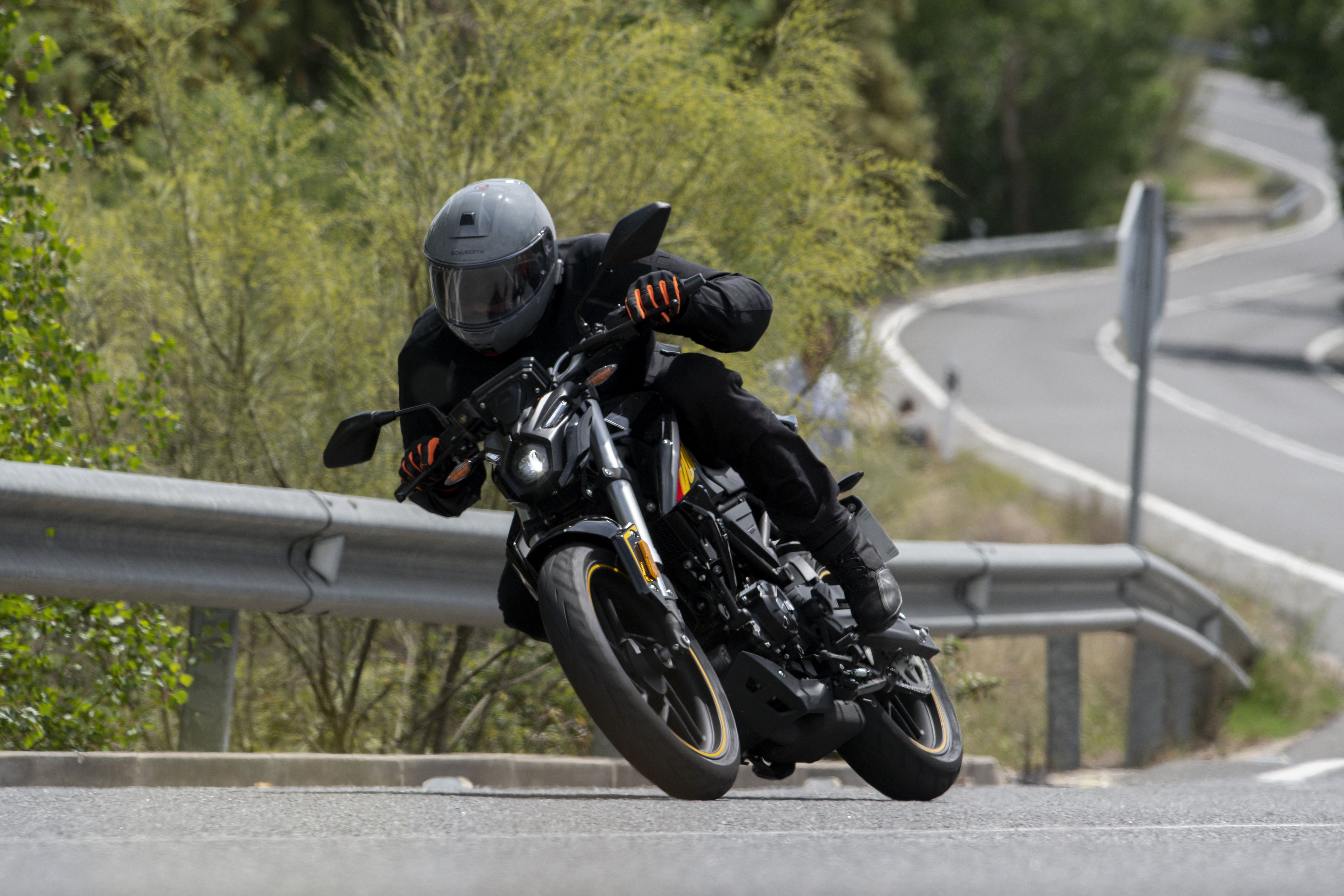 VOGE 125 R