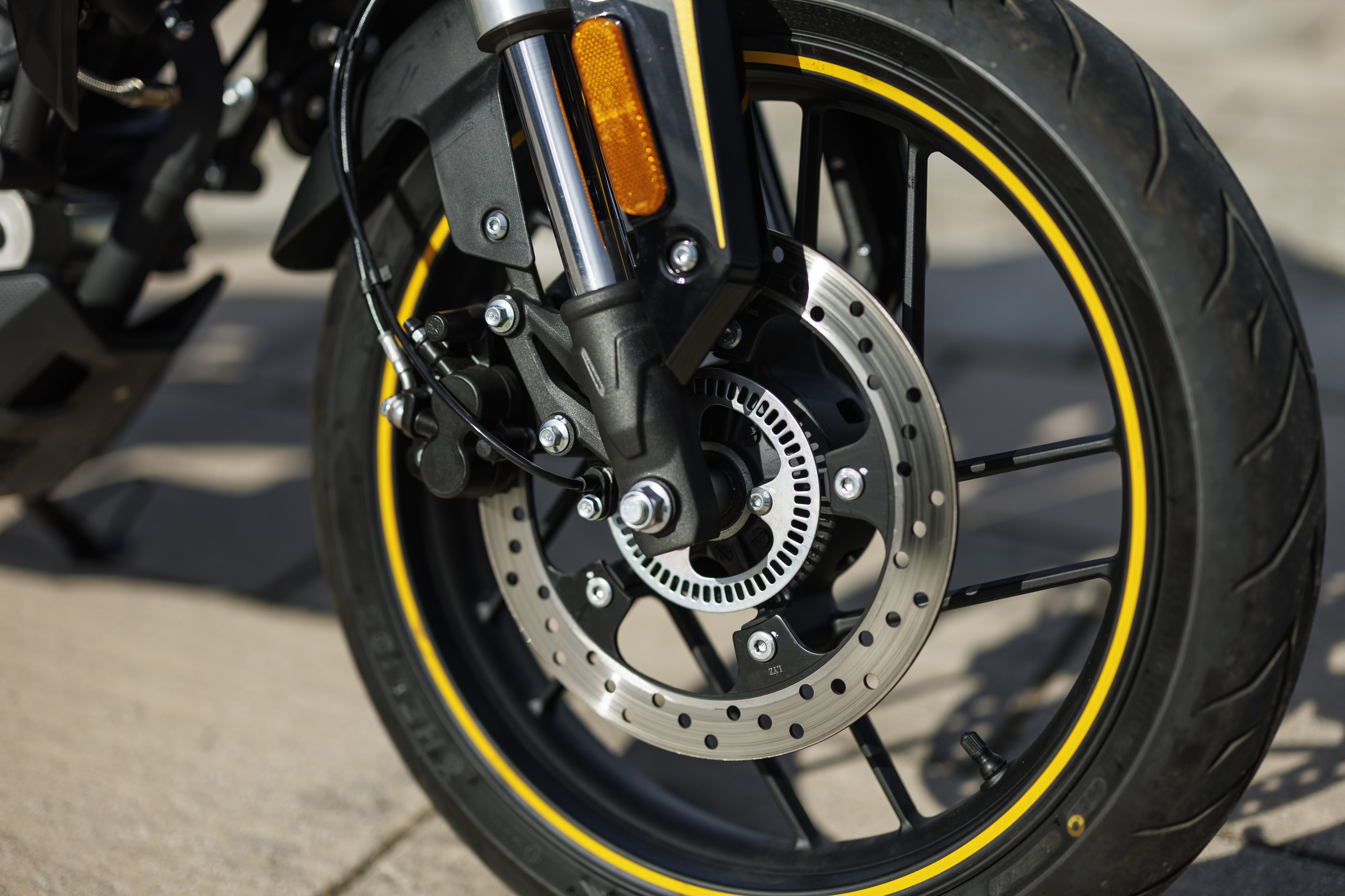 VOGE 125 R