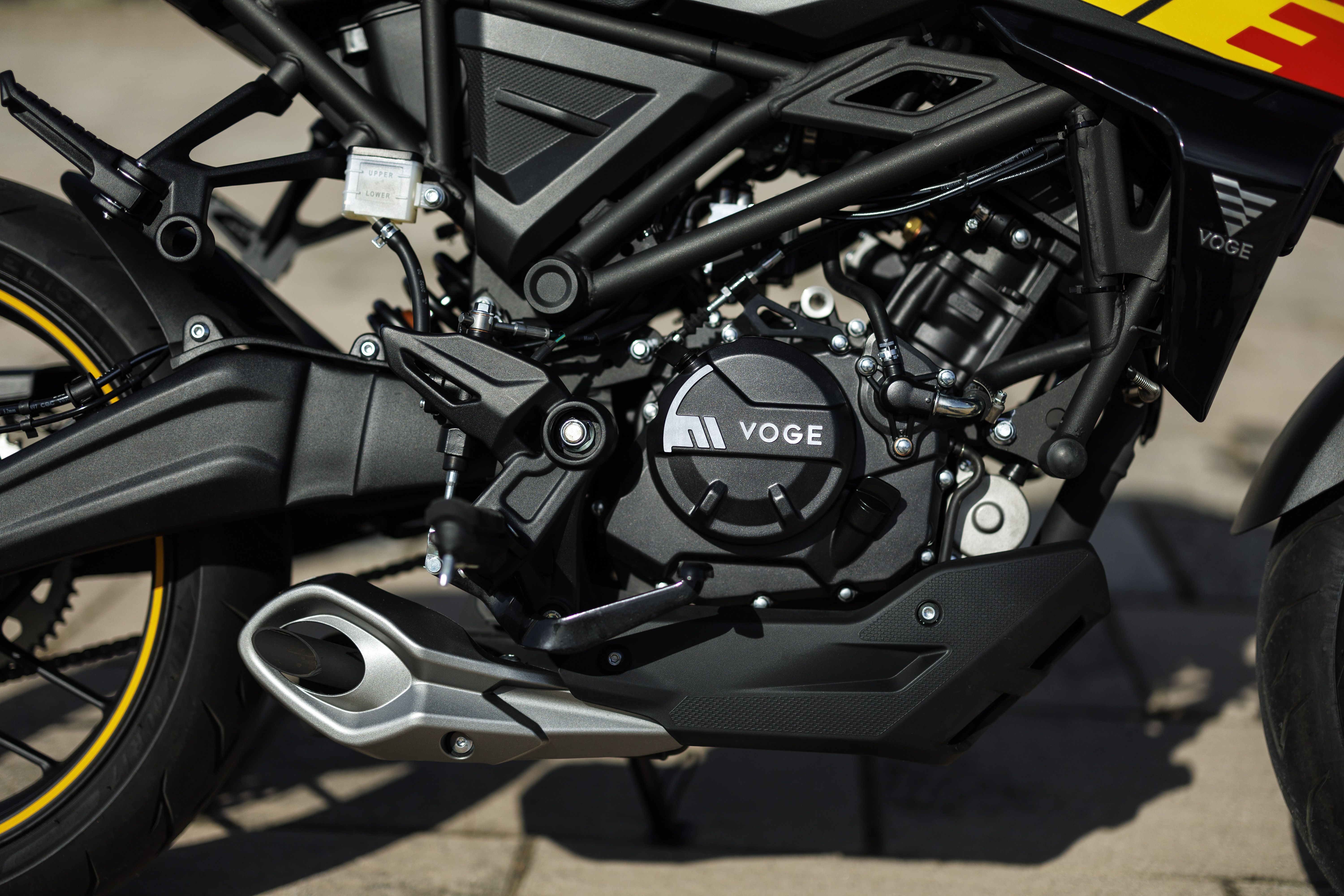 VOGE 125 R