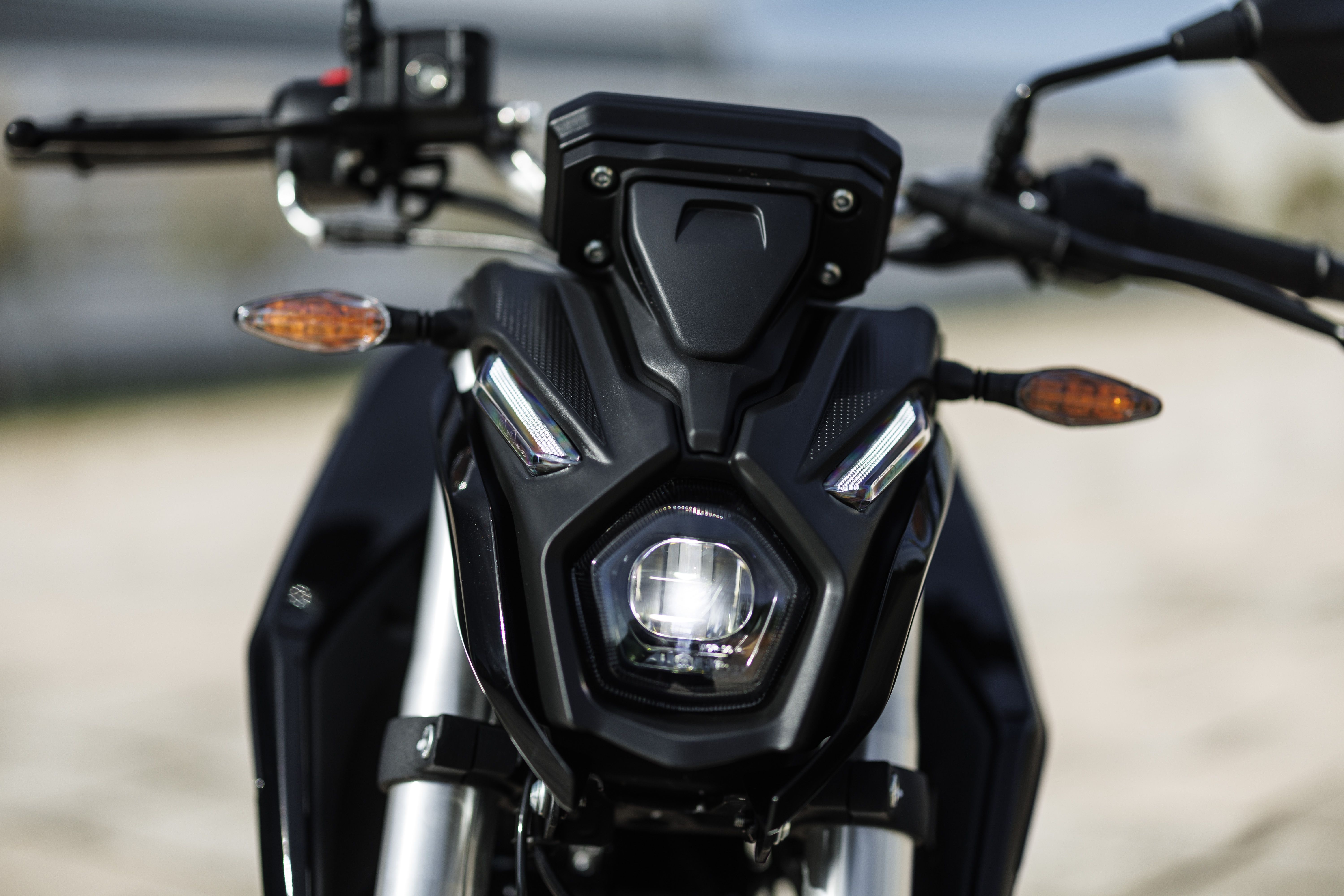 VOGE 125 R