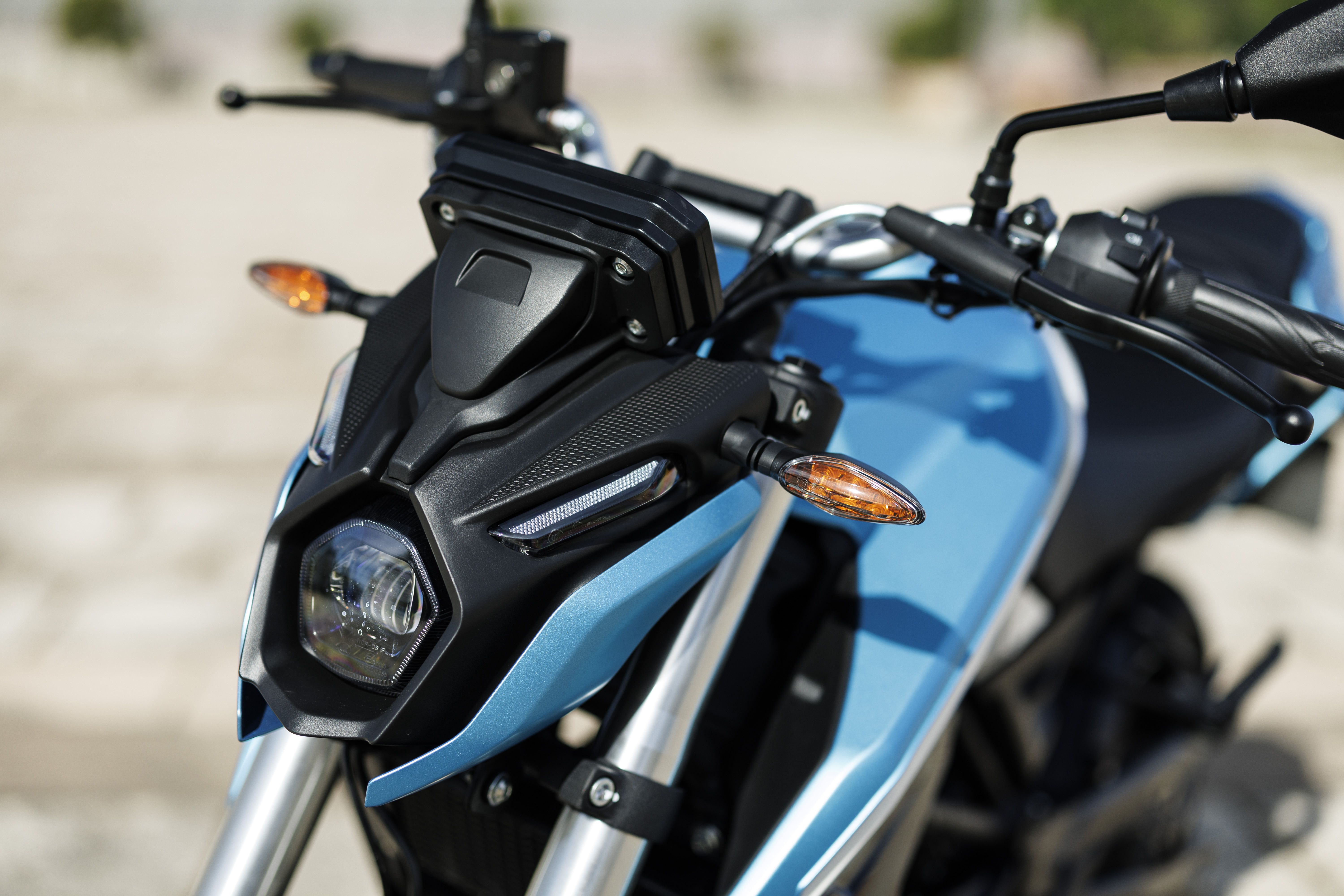 VOGE 125 R