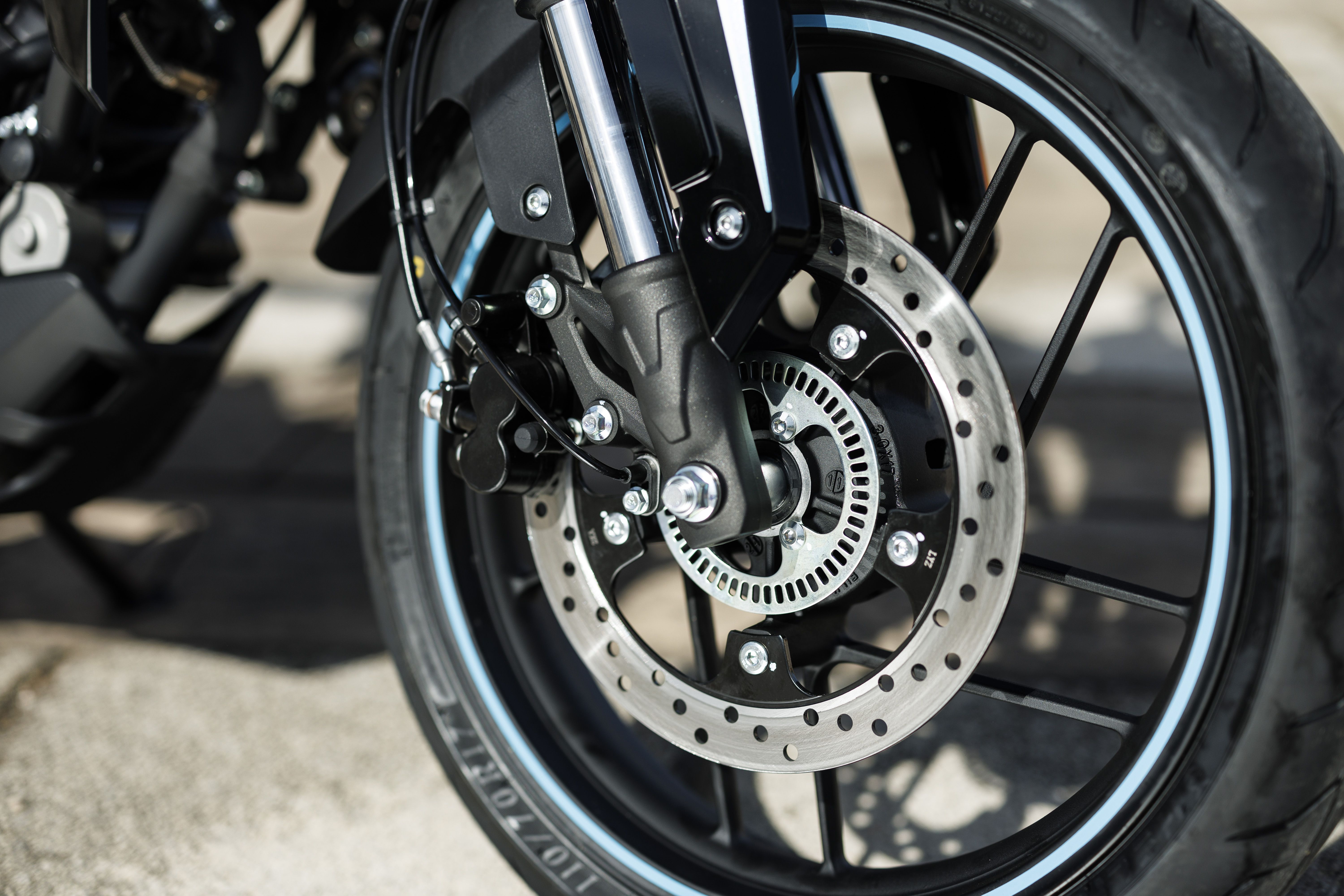 VOGE 125 R