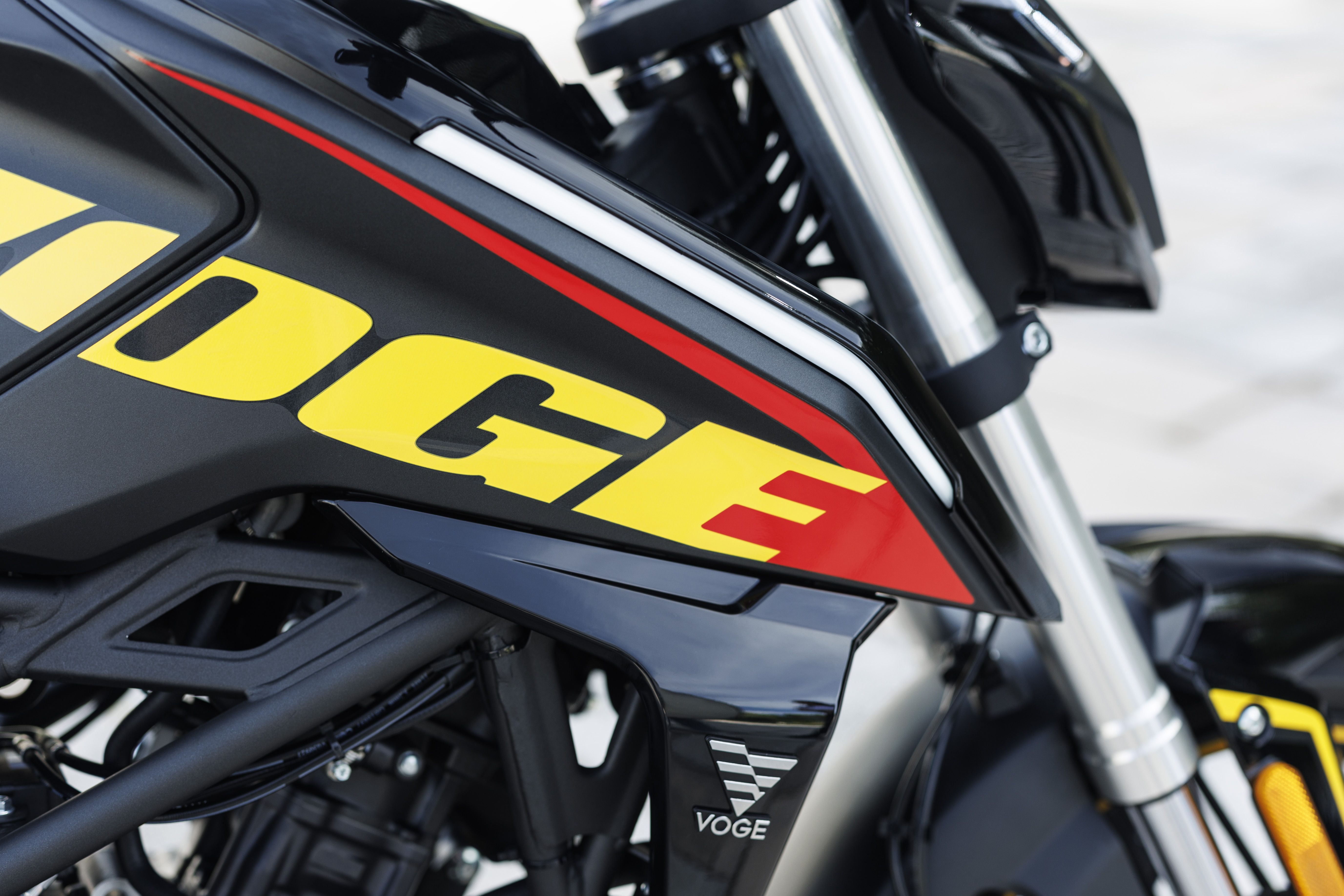 VOGE 125 R