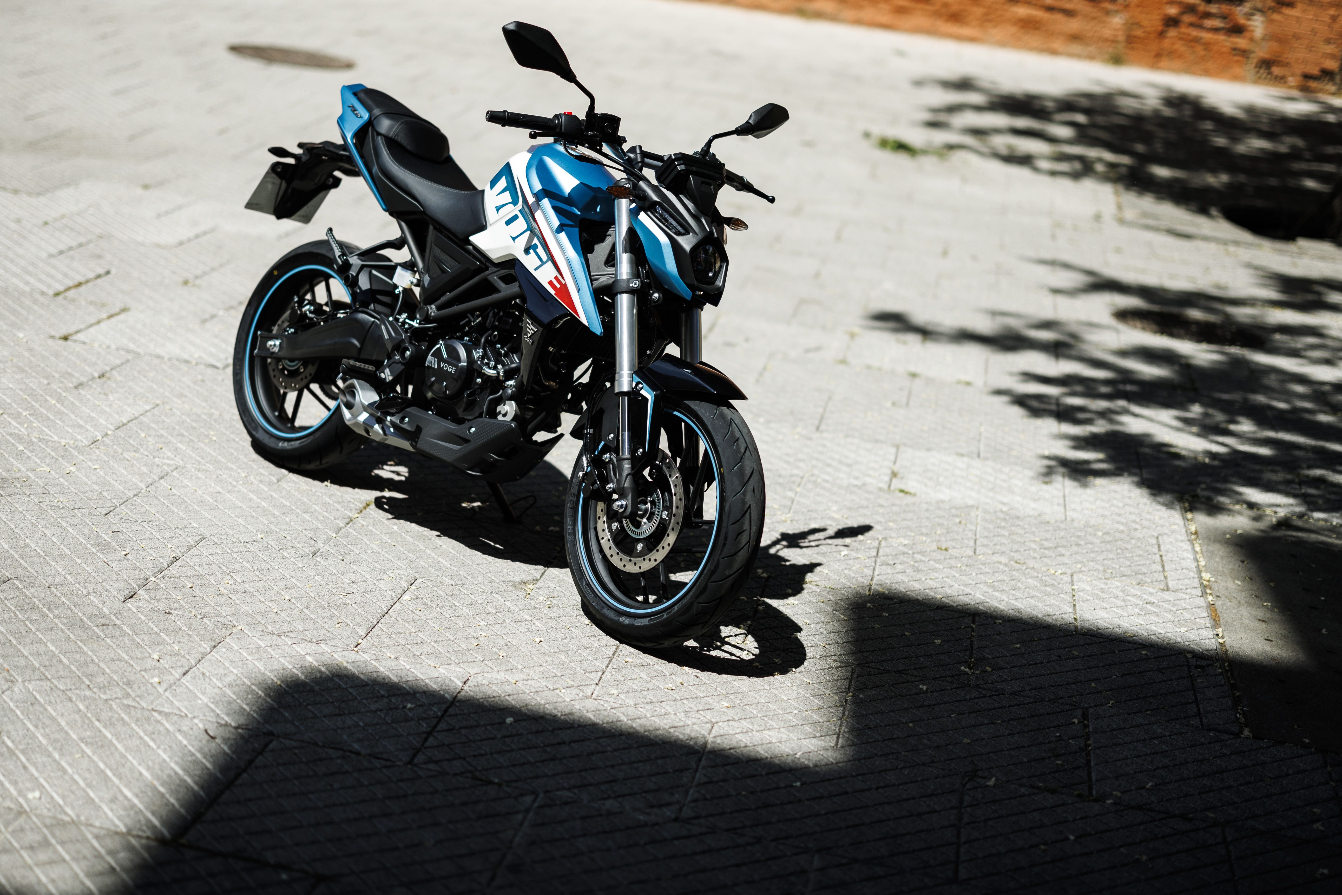 VOGE 125 R
