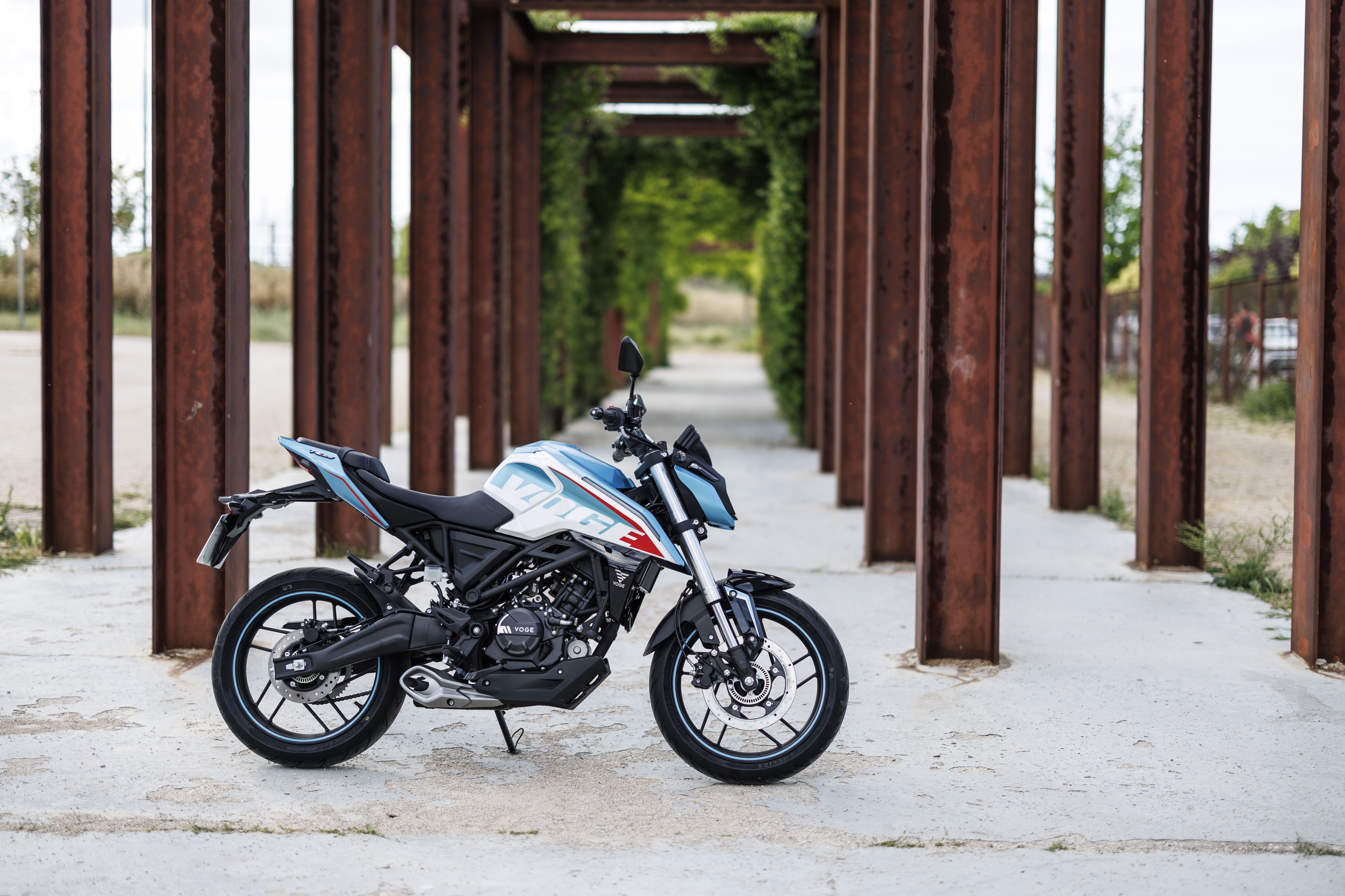 VOGE 125 R