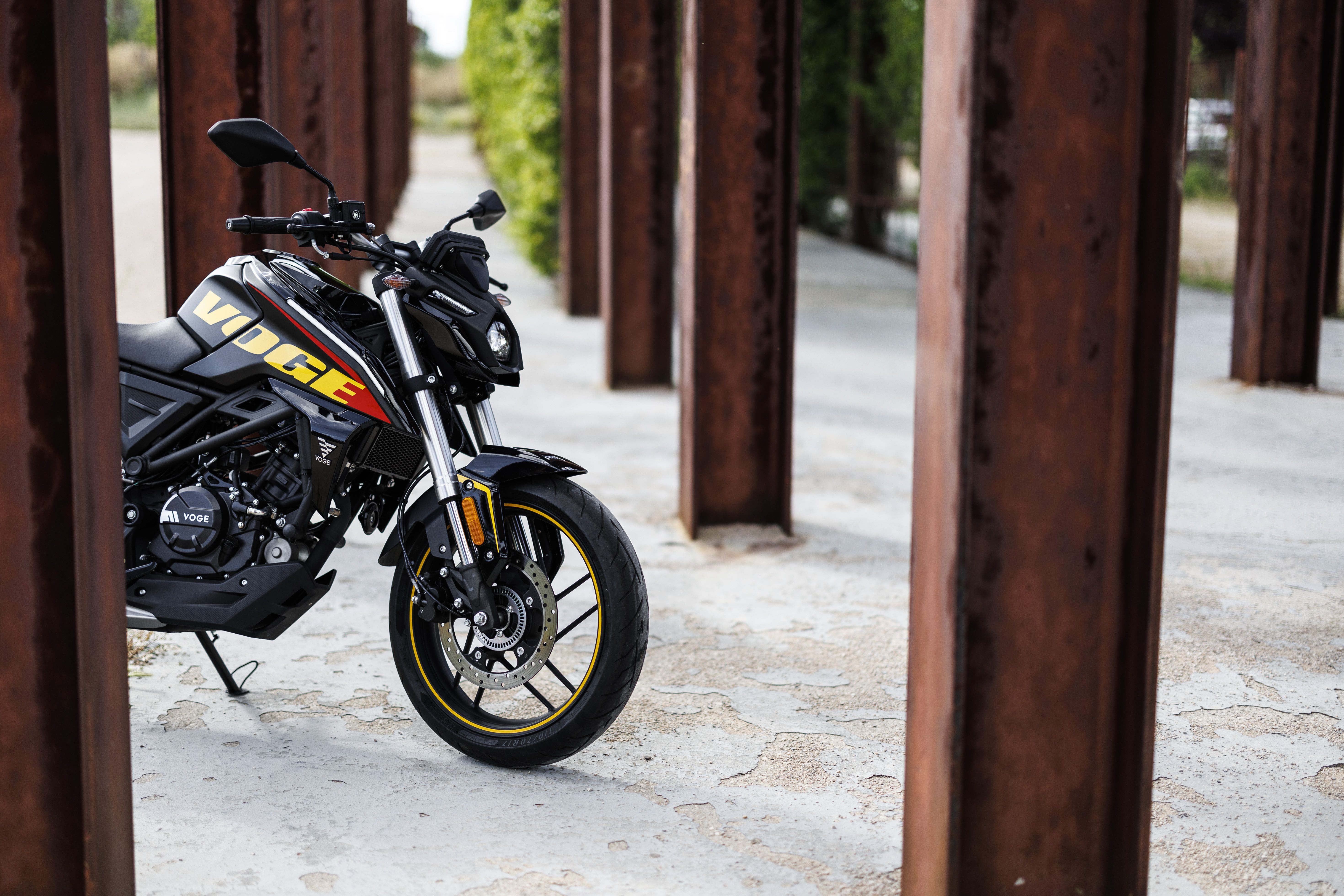 VOGE 125 R
