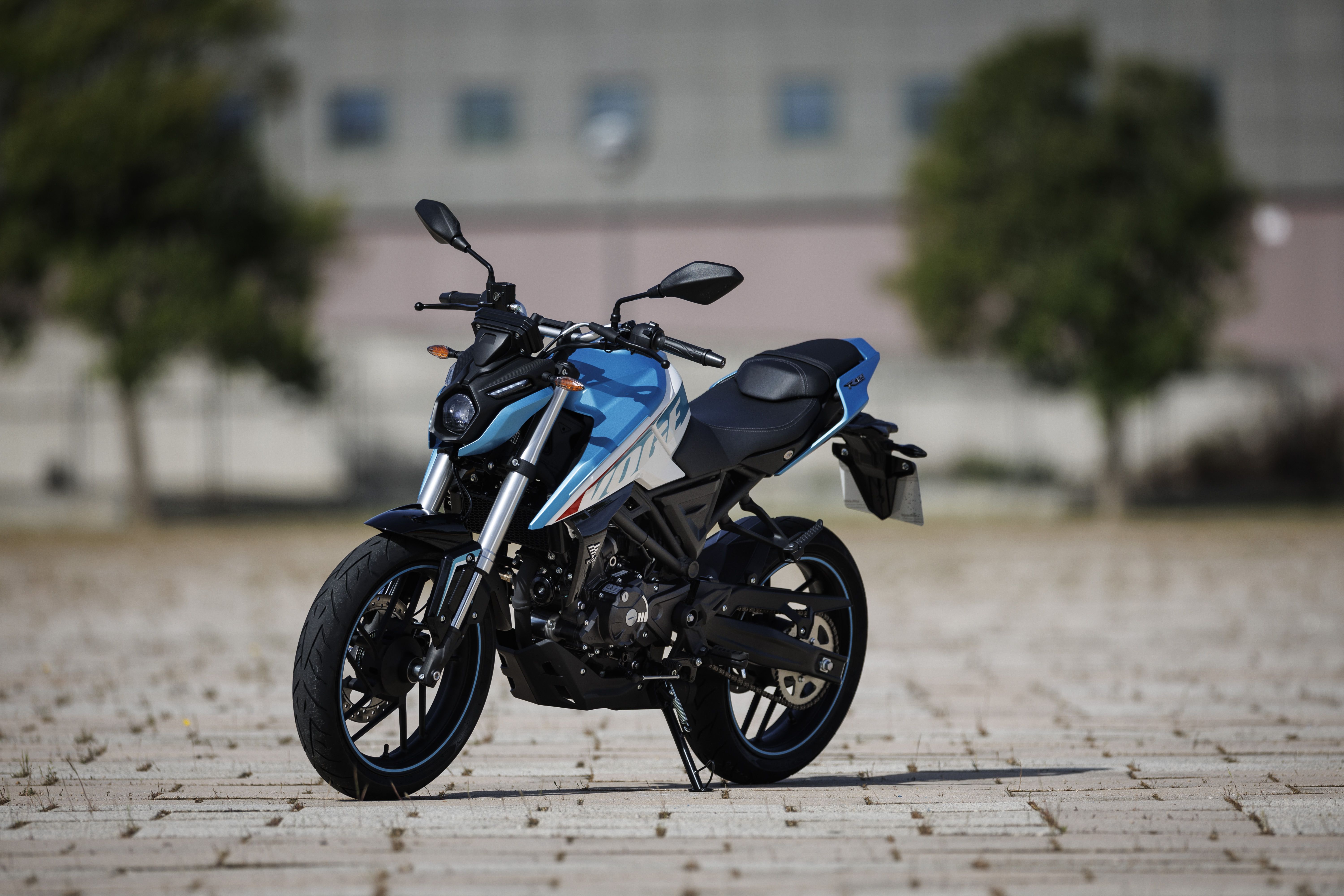 VOGE 125 R