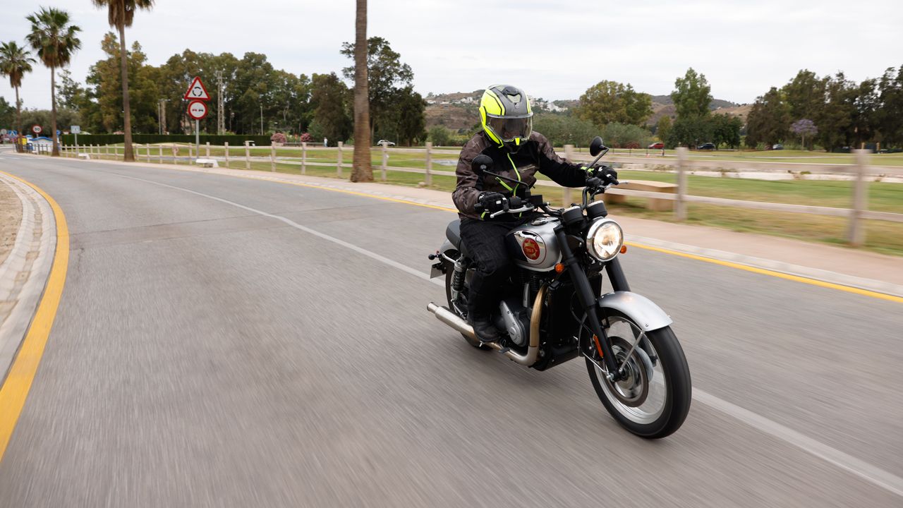 BSA Gold Star 650