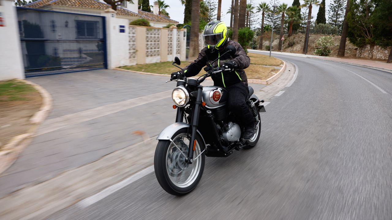 BSA Gold Star 650