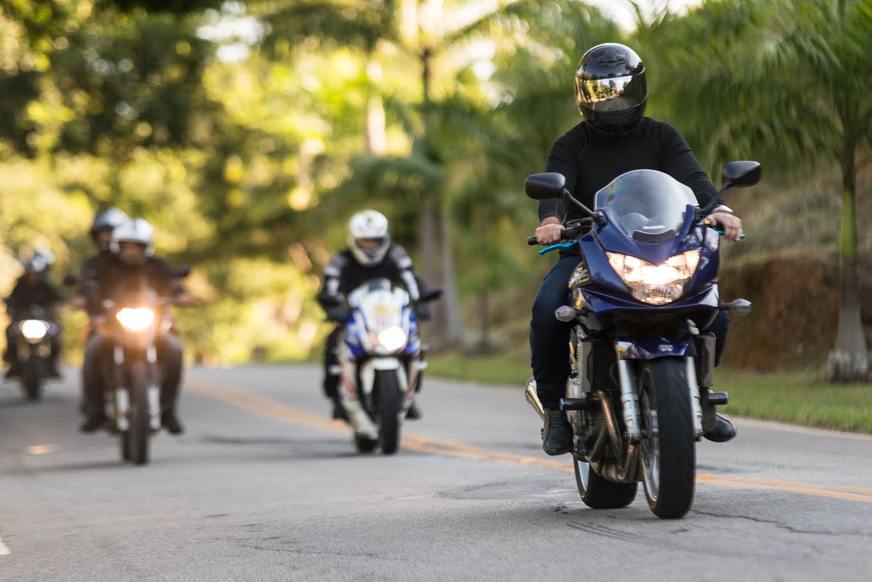 Postura correcta en la moto