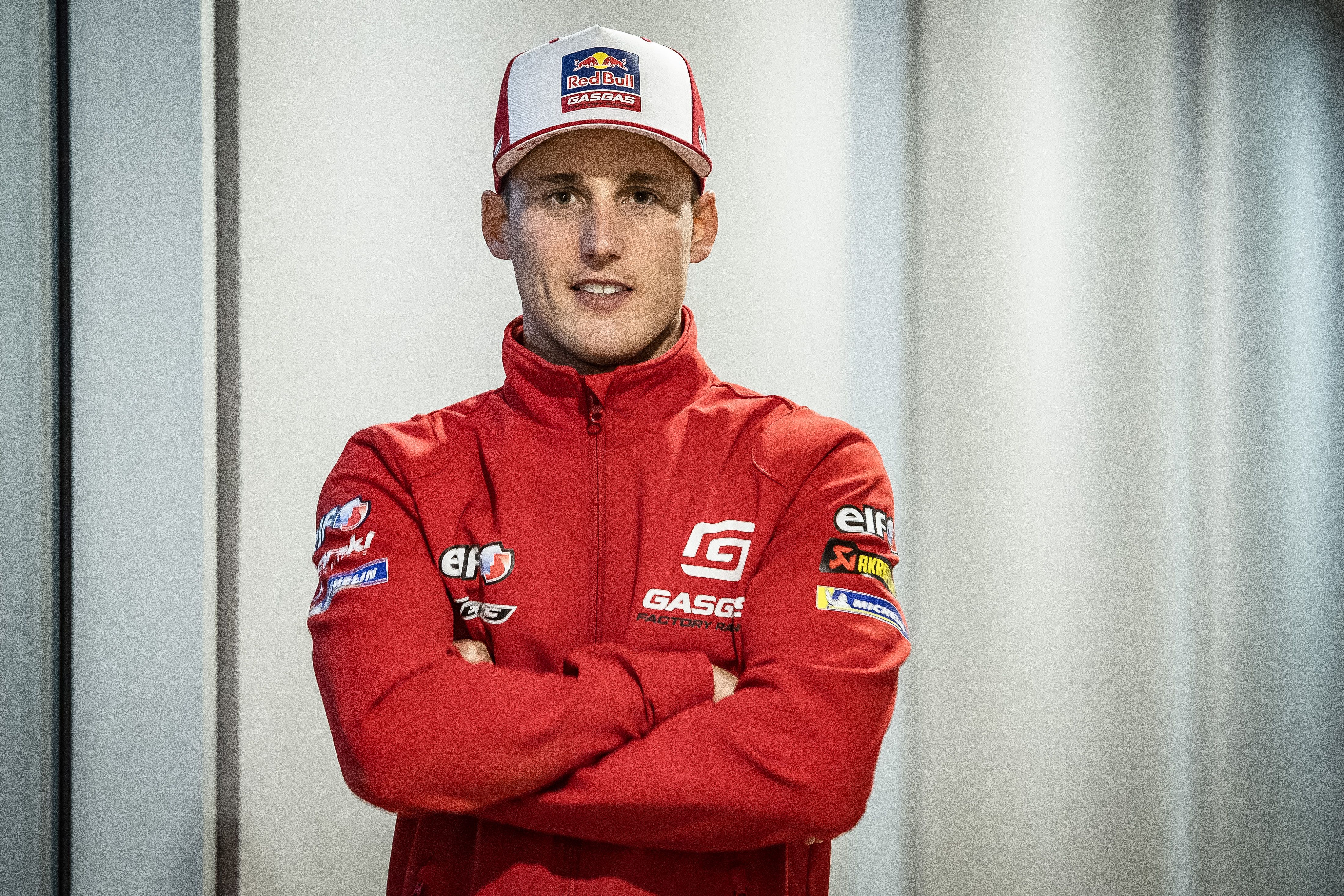 Pol Espargaró podría regresar a la competición el próximo GP de Italia en Mugello.
