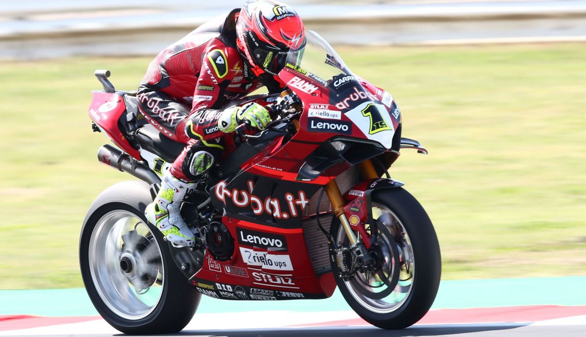 Bautista logra la Superpole en Misano ante Toprak y 3 Ducati