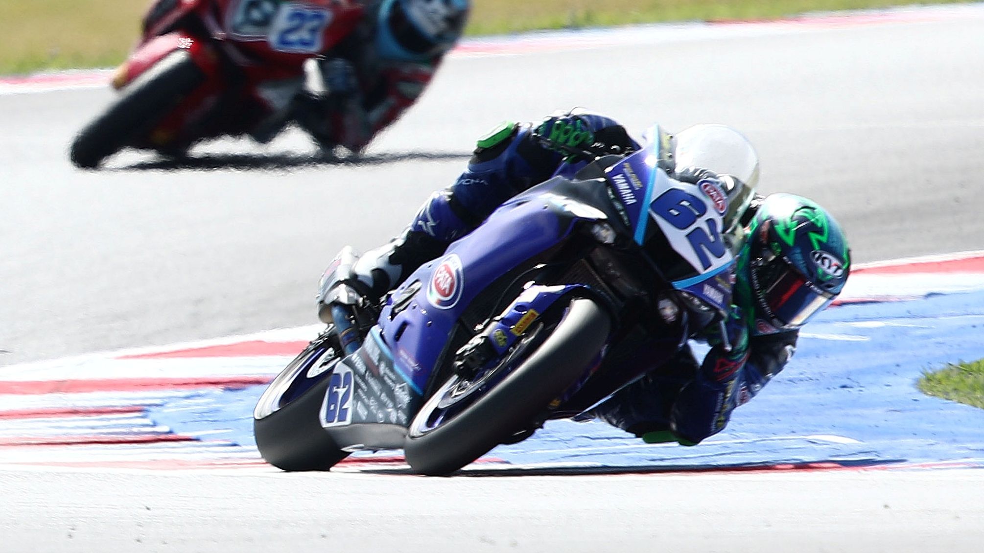 Stefano Manzi ha ganado en Misano para acercarse al líder de la general