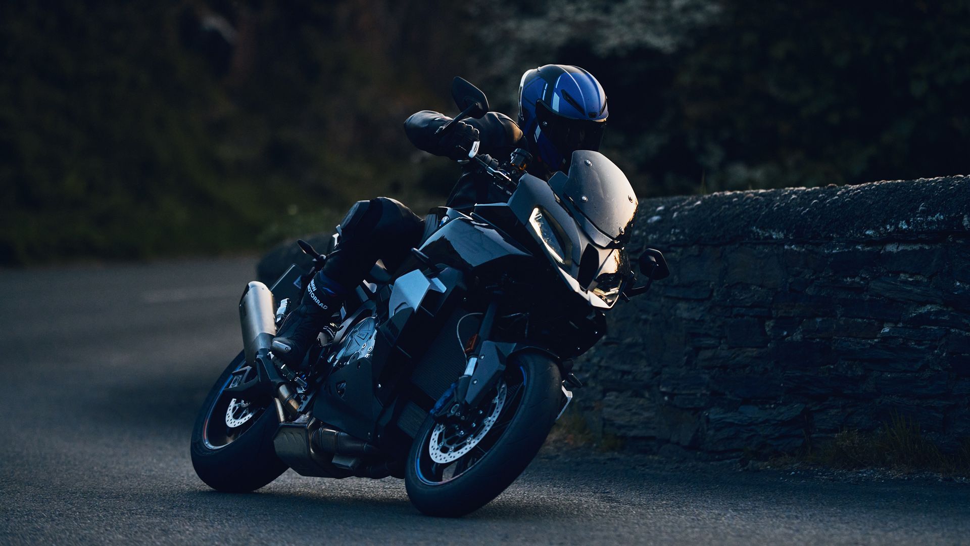 BMW M 1000 XR 2023 (6)