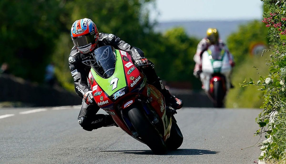 Josh Brookes lograba su primer podio en el TT de la Isla de Man Josh Brookes lograba su primer podio en el TT de la Isla de Man