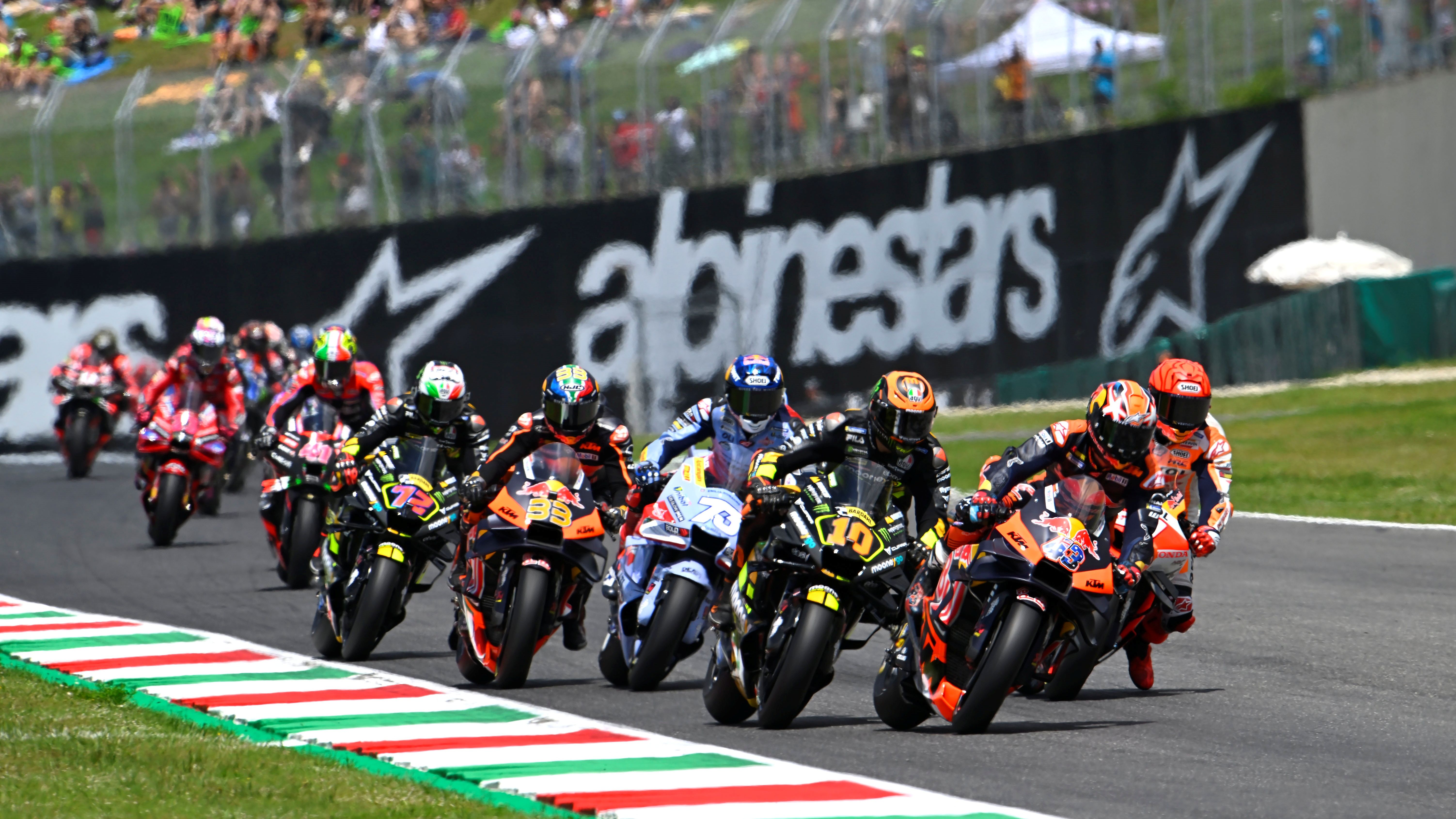 Jack Miller delante de Luca Marini, Marc Márquez y Álex Márquez, MotoGP Mugello 2023