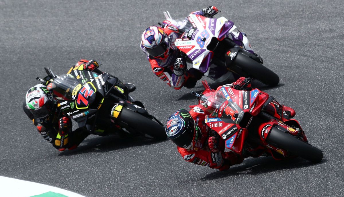 Pecco Bagnaia comanda y Marco Bezzecchi supera a Jorge Martín, MotoGP Mugello 2023 Pecco Bagnaia comanda y Marco Bezzecchi supera a Jorge Martín, MotoGP Mugello 2023
