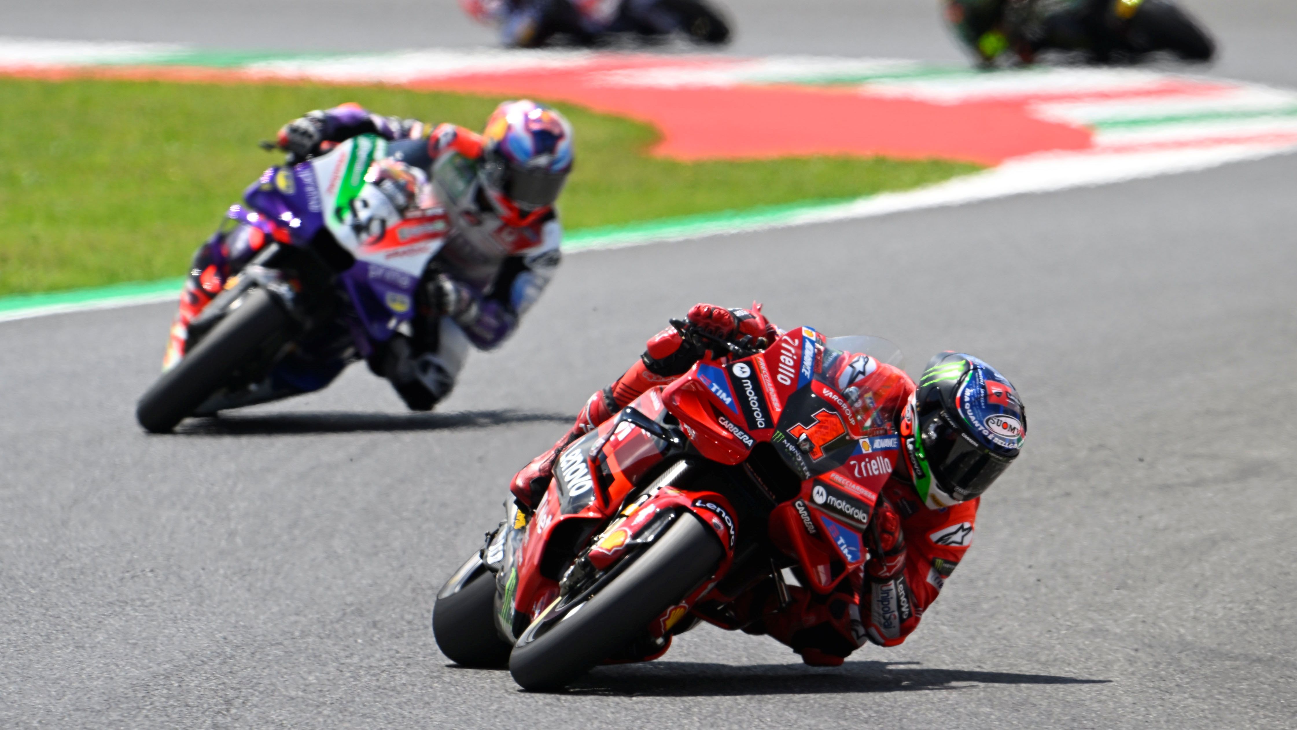 Pecco Bagnaia y Jorge Martín se escapan, MotoGP Mugello 2023