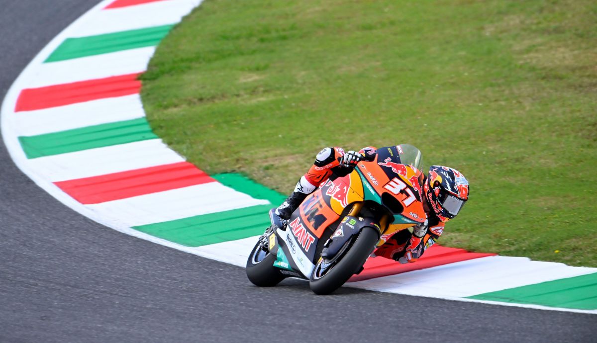 Pedro Acosta se va en solitario a por la victoria, Moto2 Mugello 2023 Pedro Acosta se va en solitario a por la victoria, Moto2 Mugello 2023
