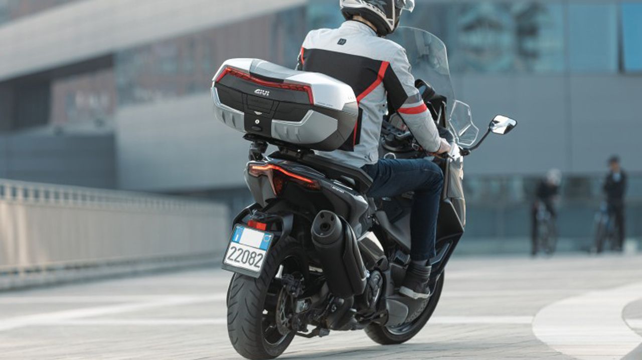Givi Maxia 5