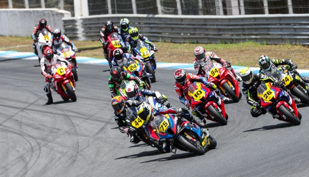 Ivo Lopes comanda en la salida ante Steven Odendaal, Óscar Gutiérrez, Dani Sáez y Unai Orradre Ivo Lopes comanda en la salida ante Steven Odendaal, Óscar Gutiérrez, Dani Sáez y Unai Orradre