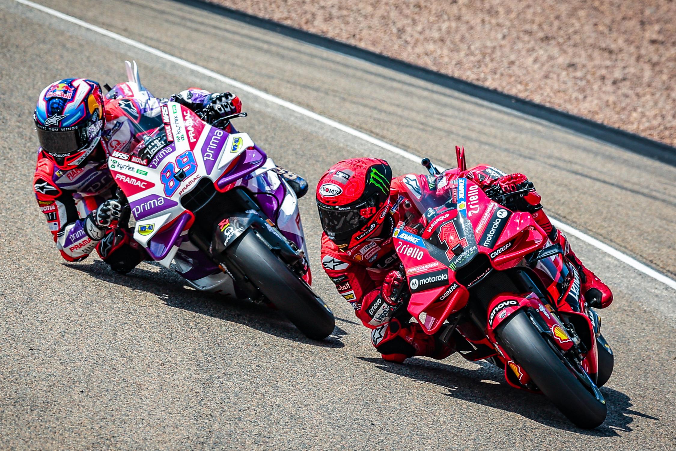 Pecco Bagnaia y Jorge Martín en la carrera de Alemania.
