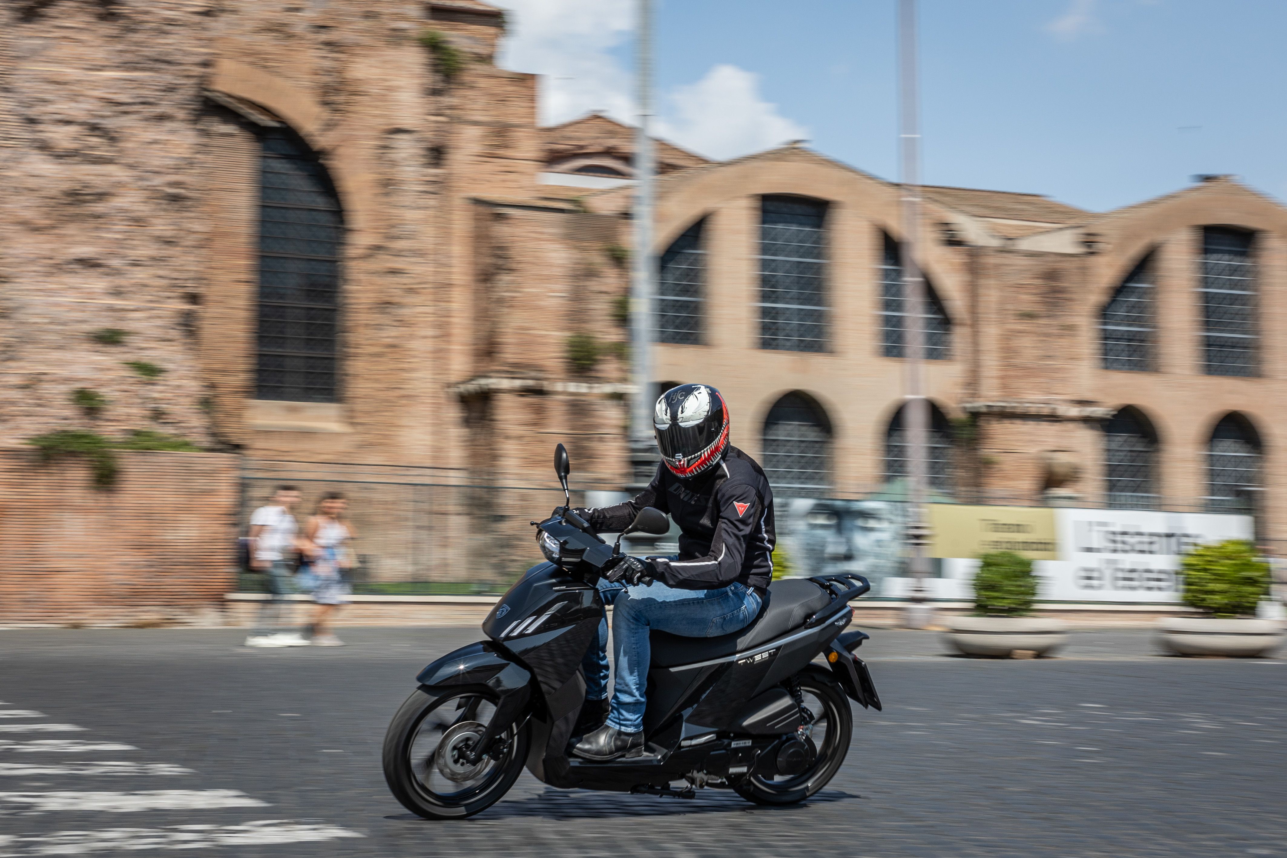 peugeot tweet 125 accion (5)