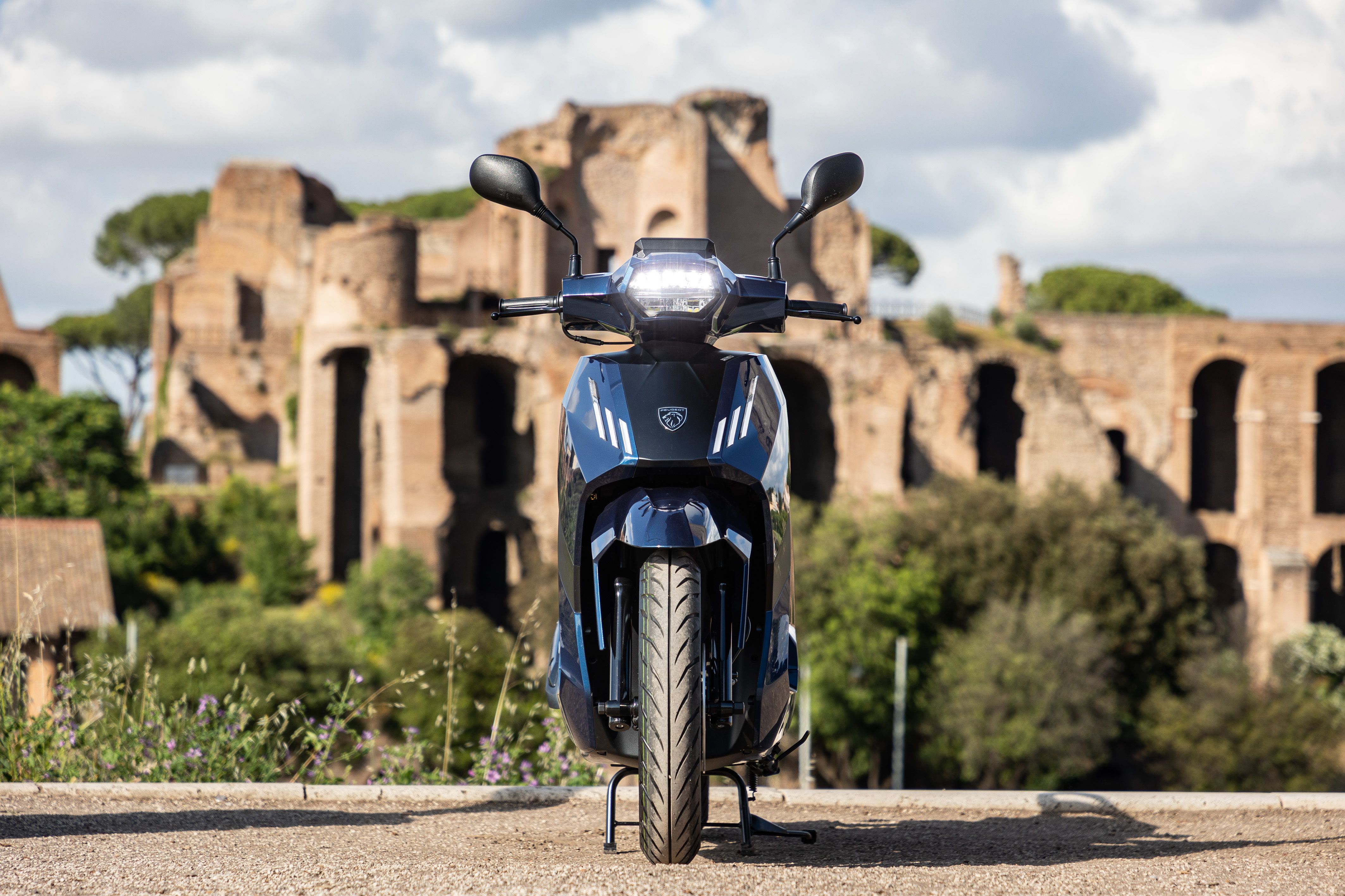 peugeot tweet 125 detalles (4)