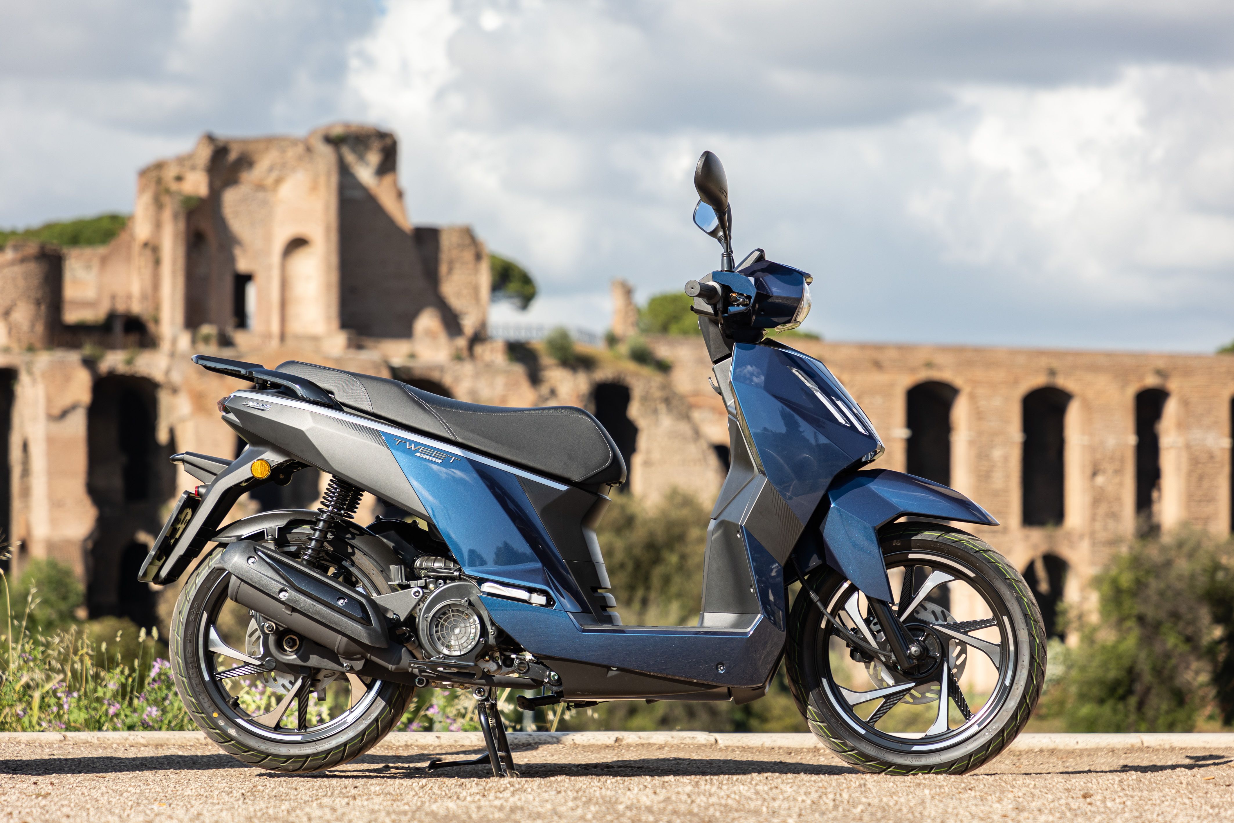 peugeot tweet 125 detalles (5)