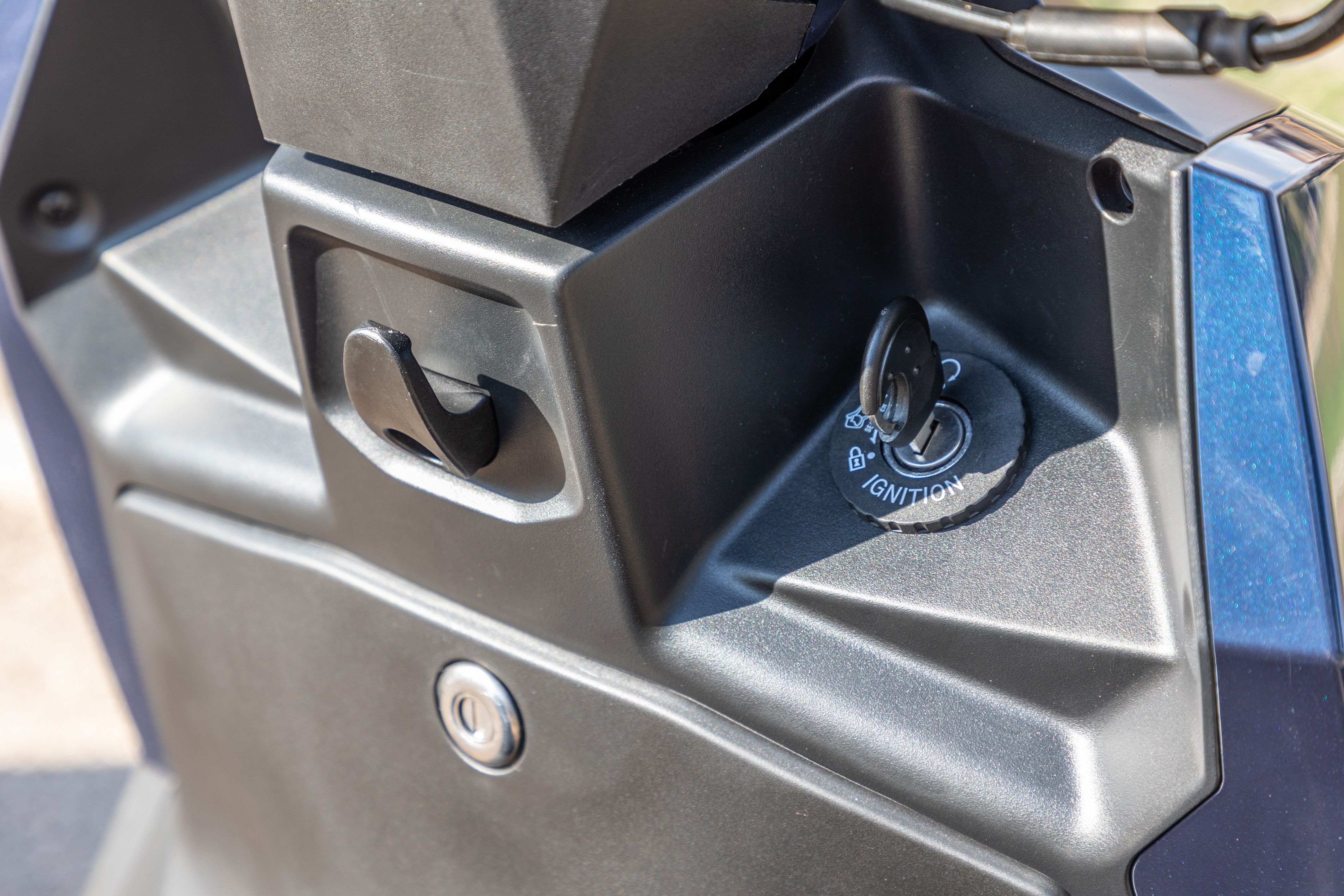 peugeot tweet 125 detalles (10)