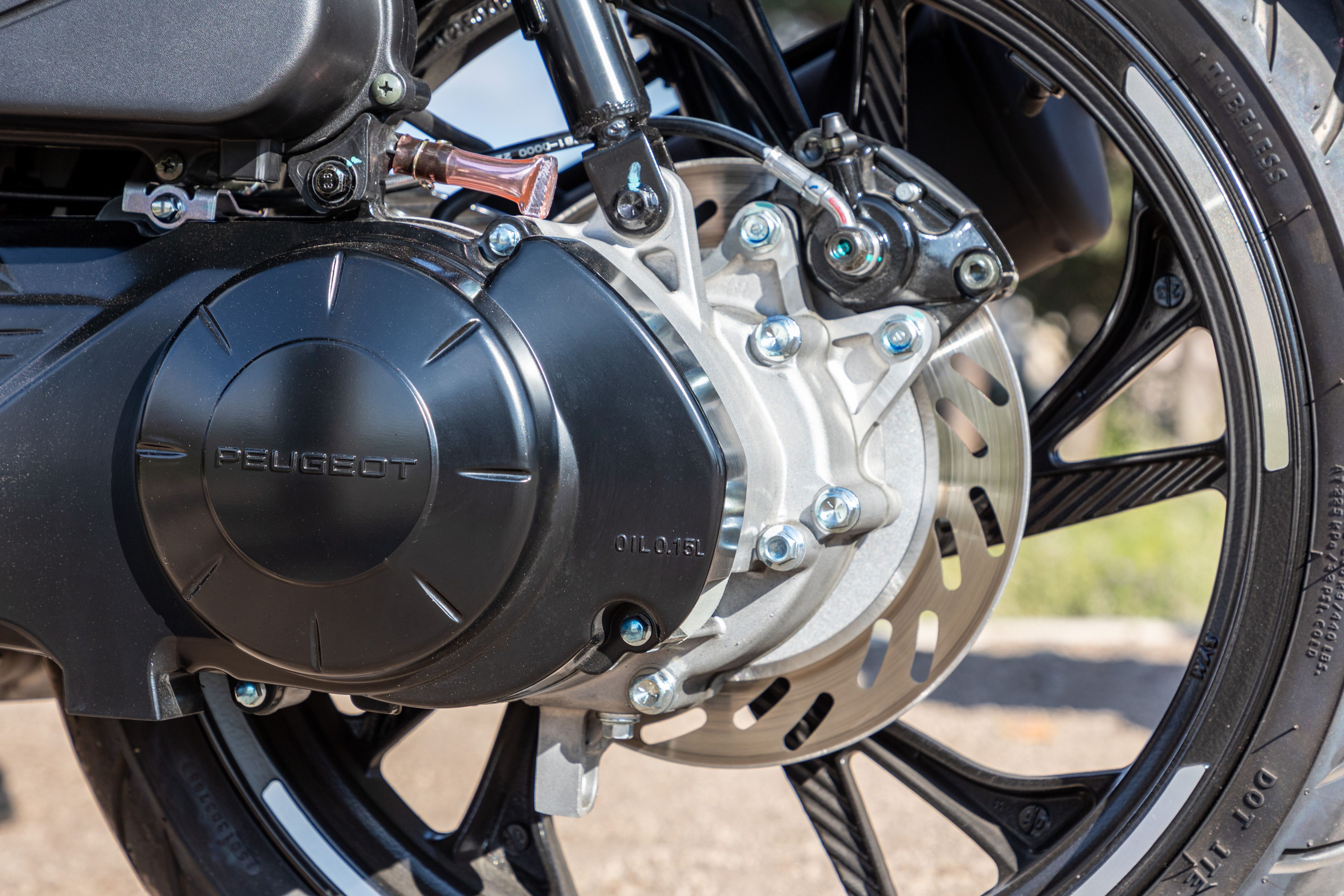 peugeot tweet 125 detalles (16)