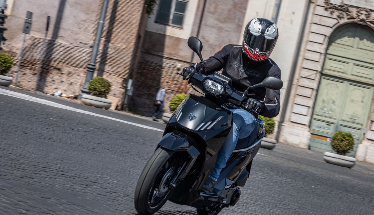 peugeot tweet 125 accion (3)