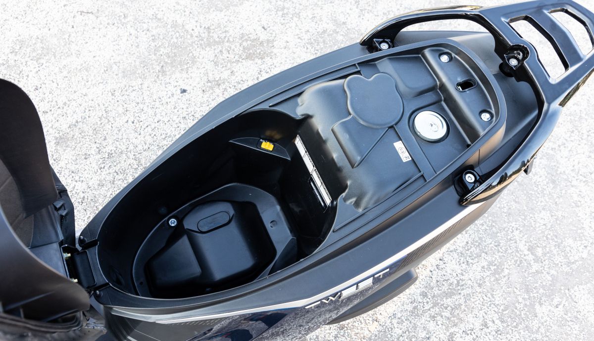 peugeot tweet 125 detalles (32)