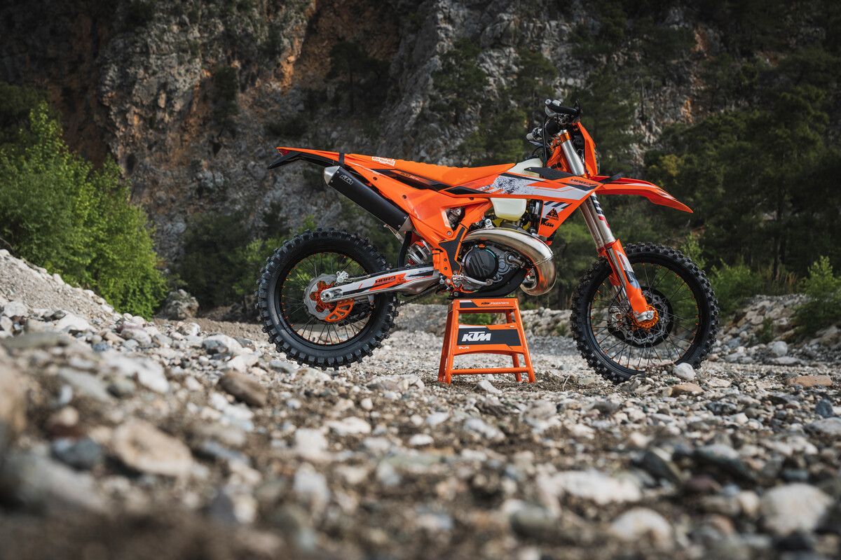 Imponente! KTM 300 EXC Hardenduro. La edición limitada p