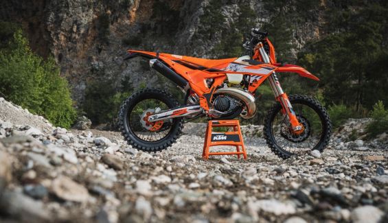 Imponente! KTM 300 EXC Hardenduro. La edición limitada p