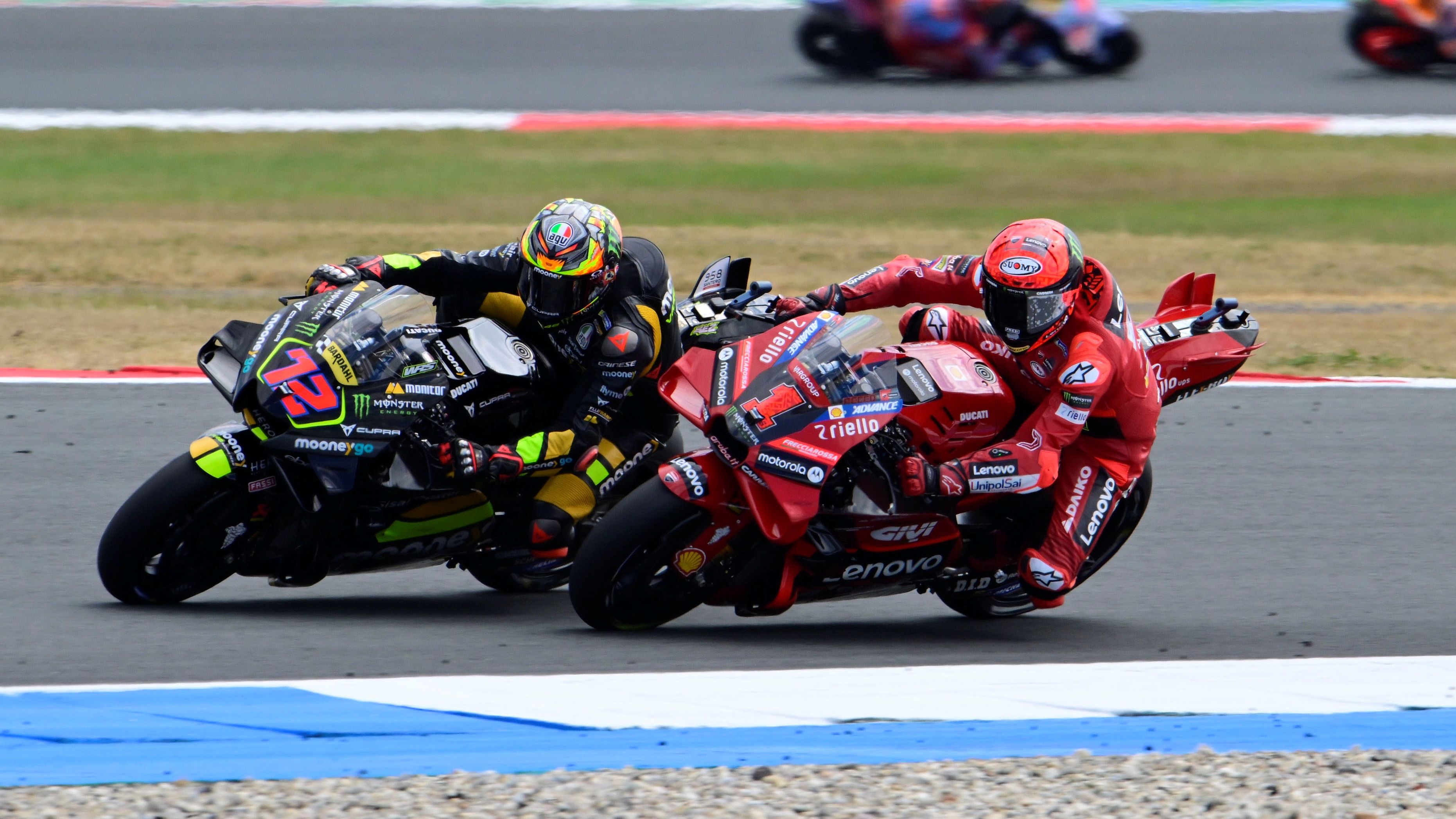 Pecco Bagnaia y Marco Bezzecchi fueron los grandes protagonistas del paso de MotoGP 2023 por Assen