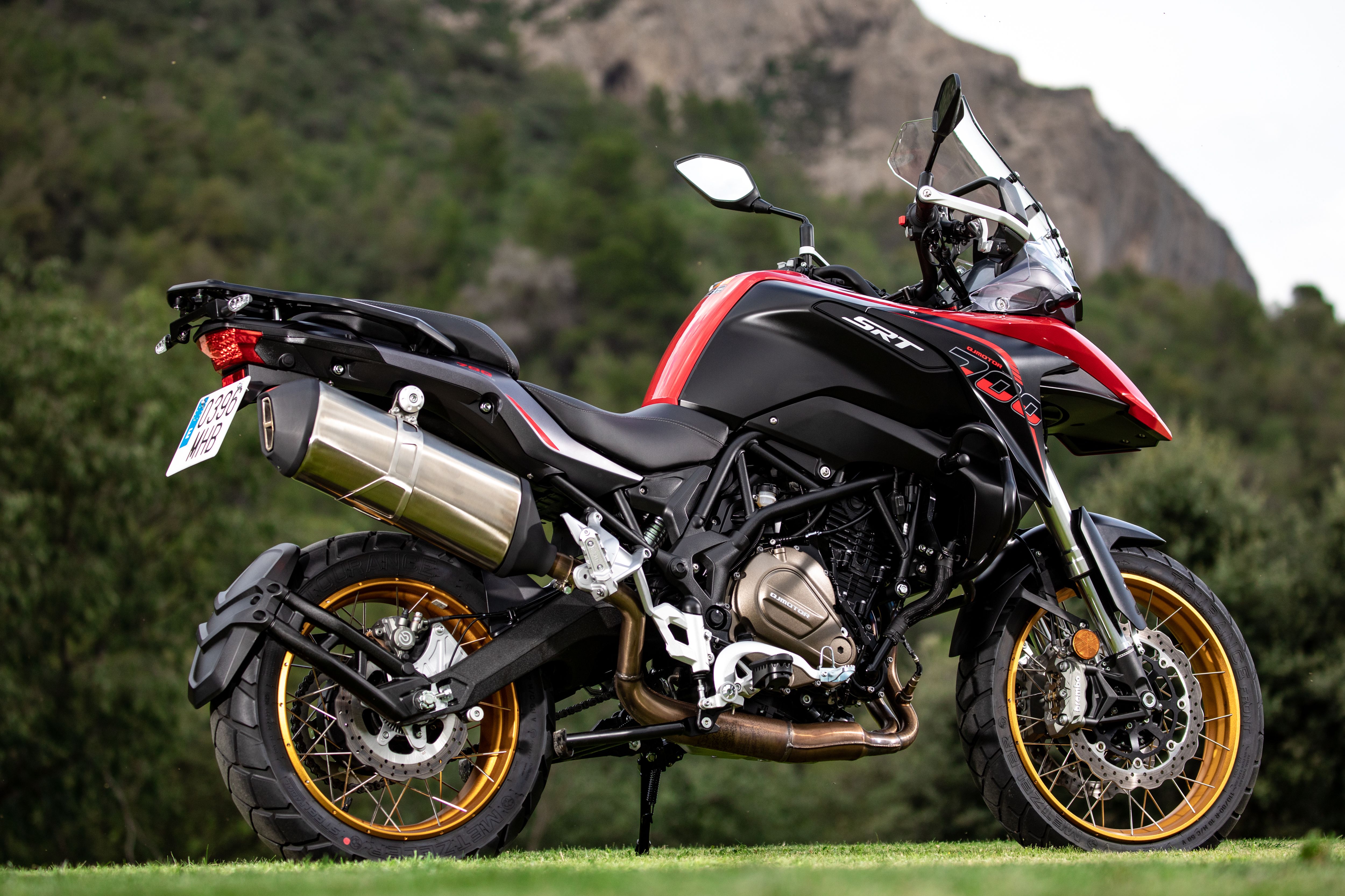 QJ Motor SRT 700X