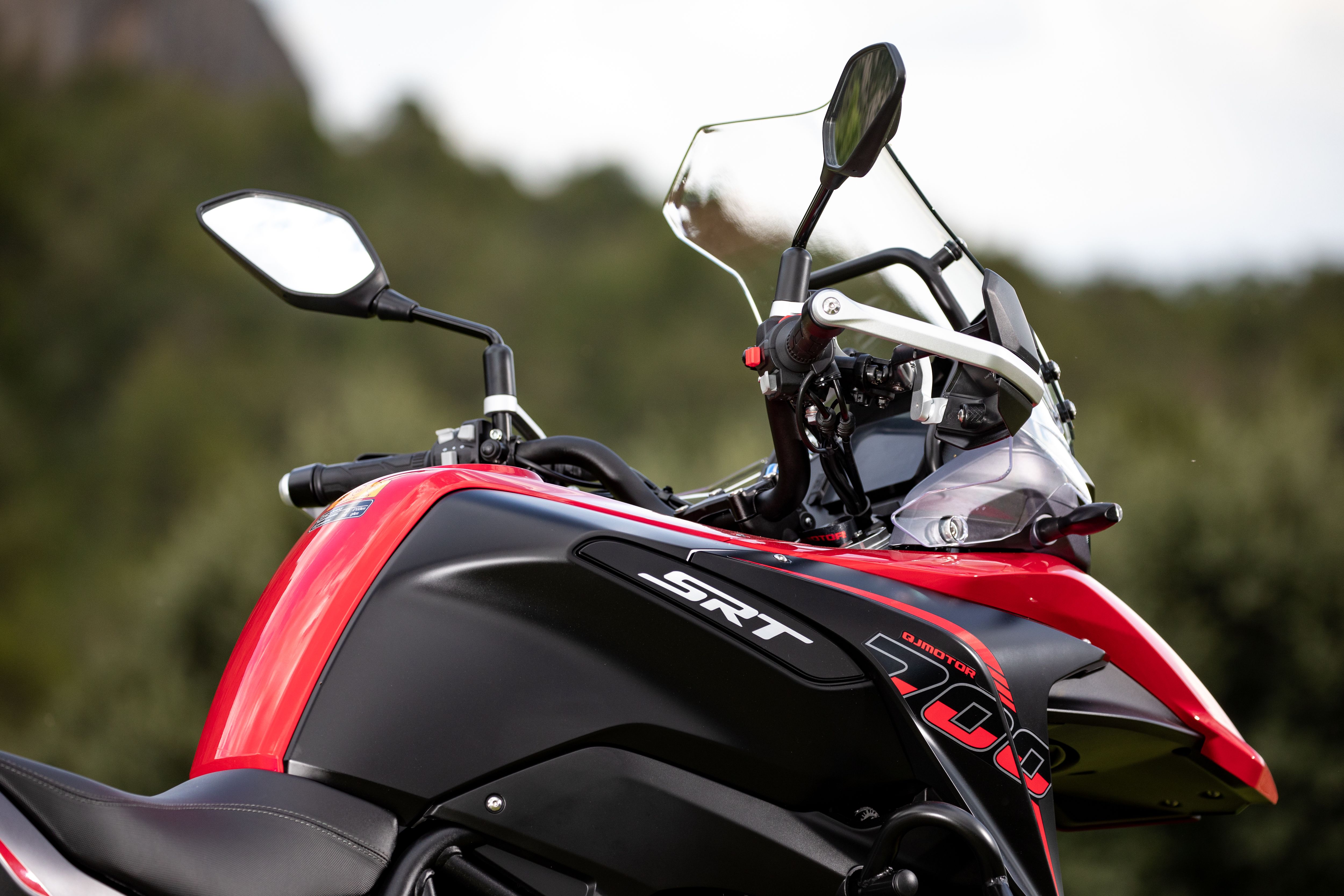 QJ Motor SRT 700X