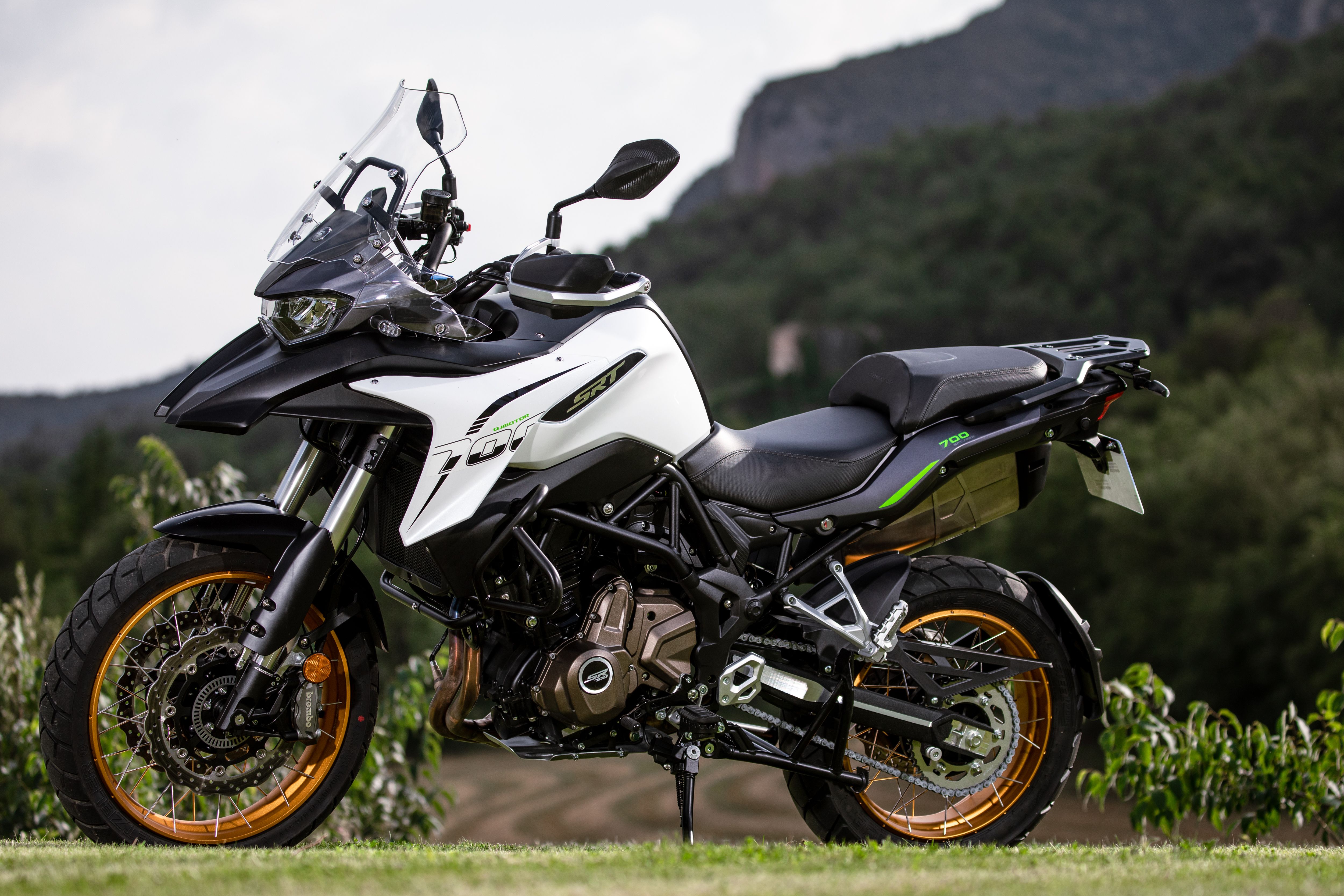 QJ Motor SRT 700X