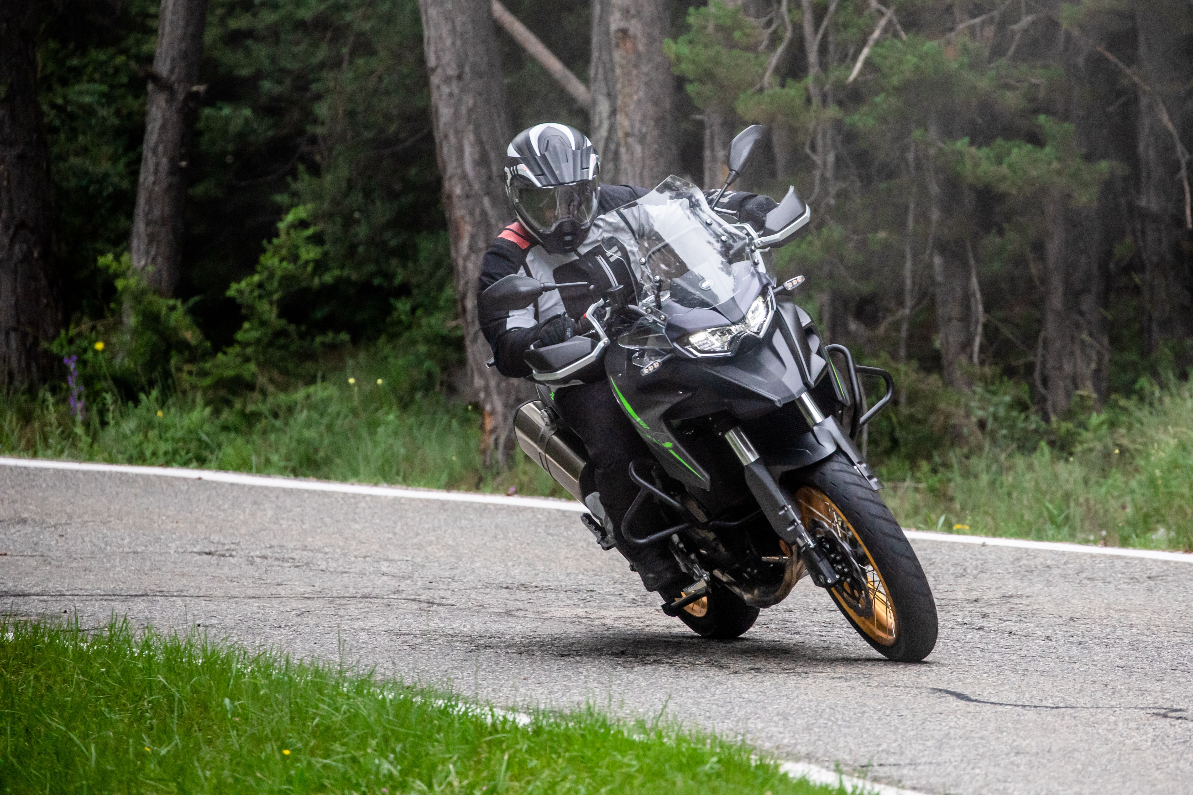 QJ Motor SRT 700X