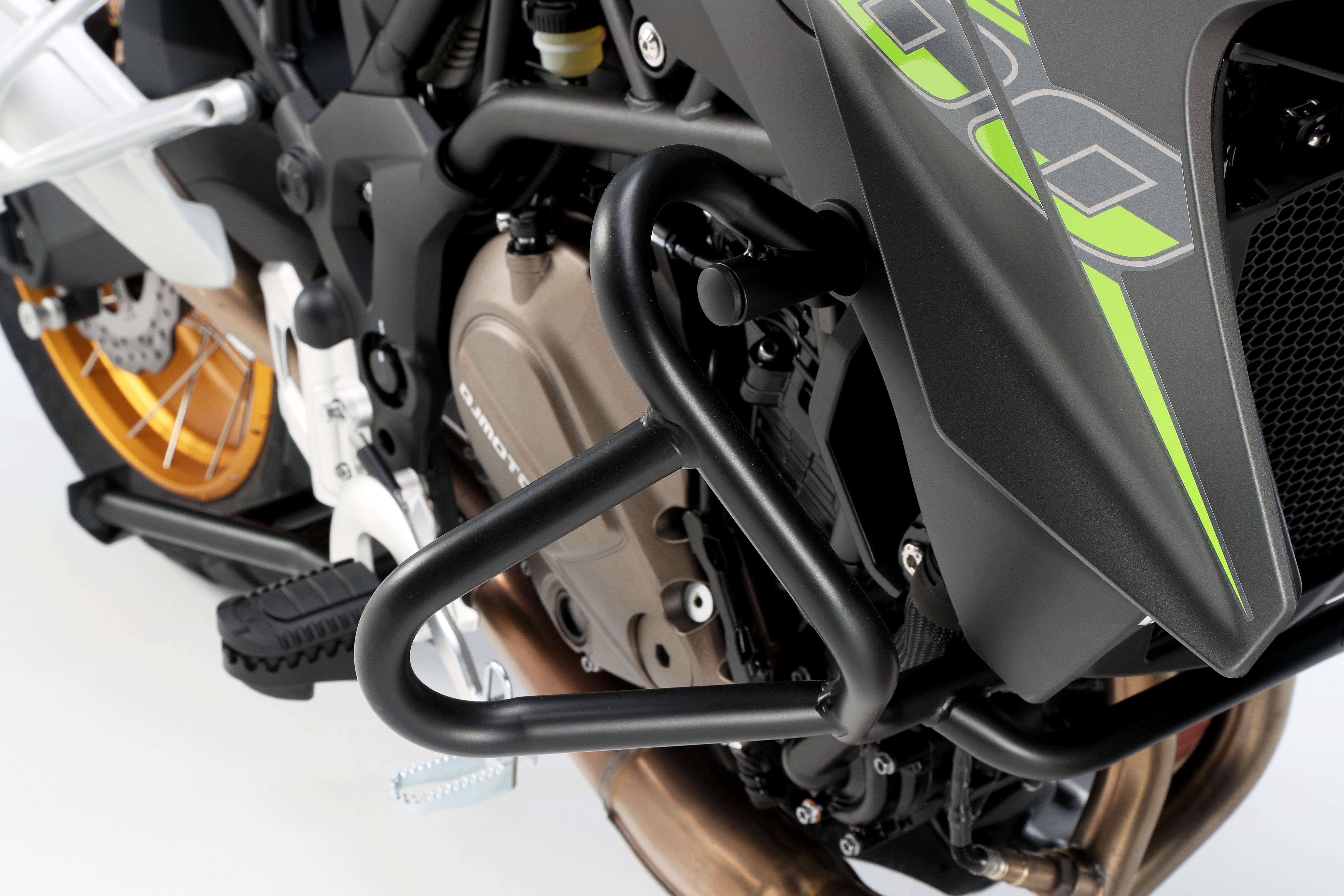 QJ Motor SRT 700X