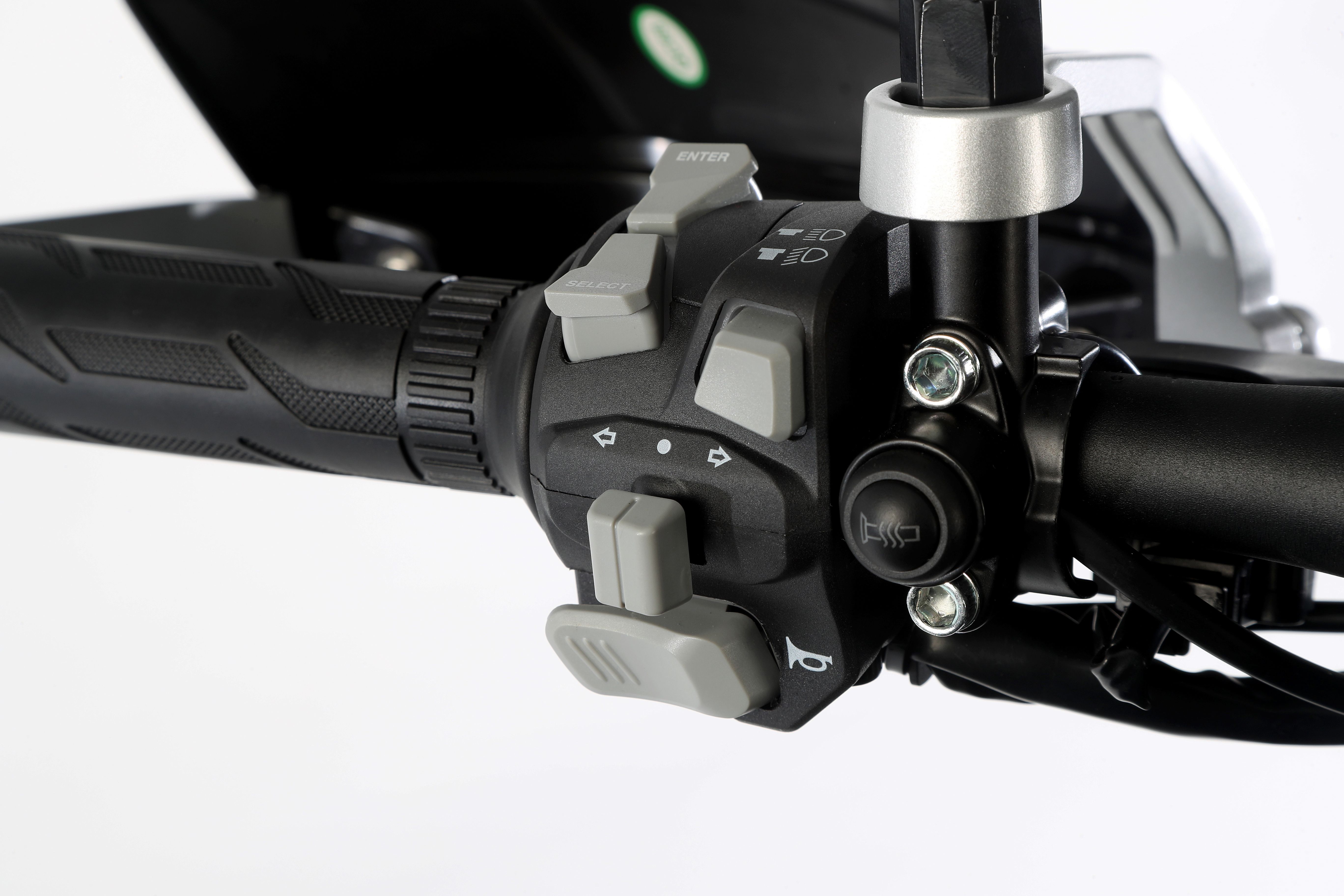 QJ Motor SRT 700X