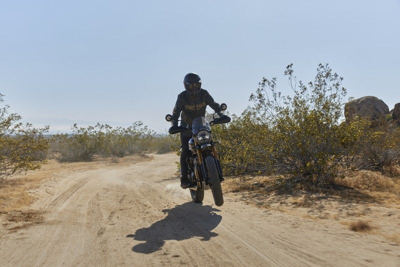 Triumph Scrambler 400 X