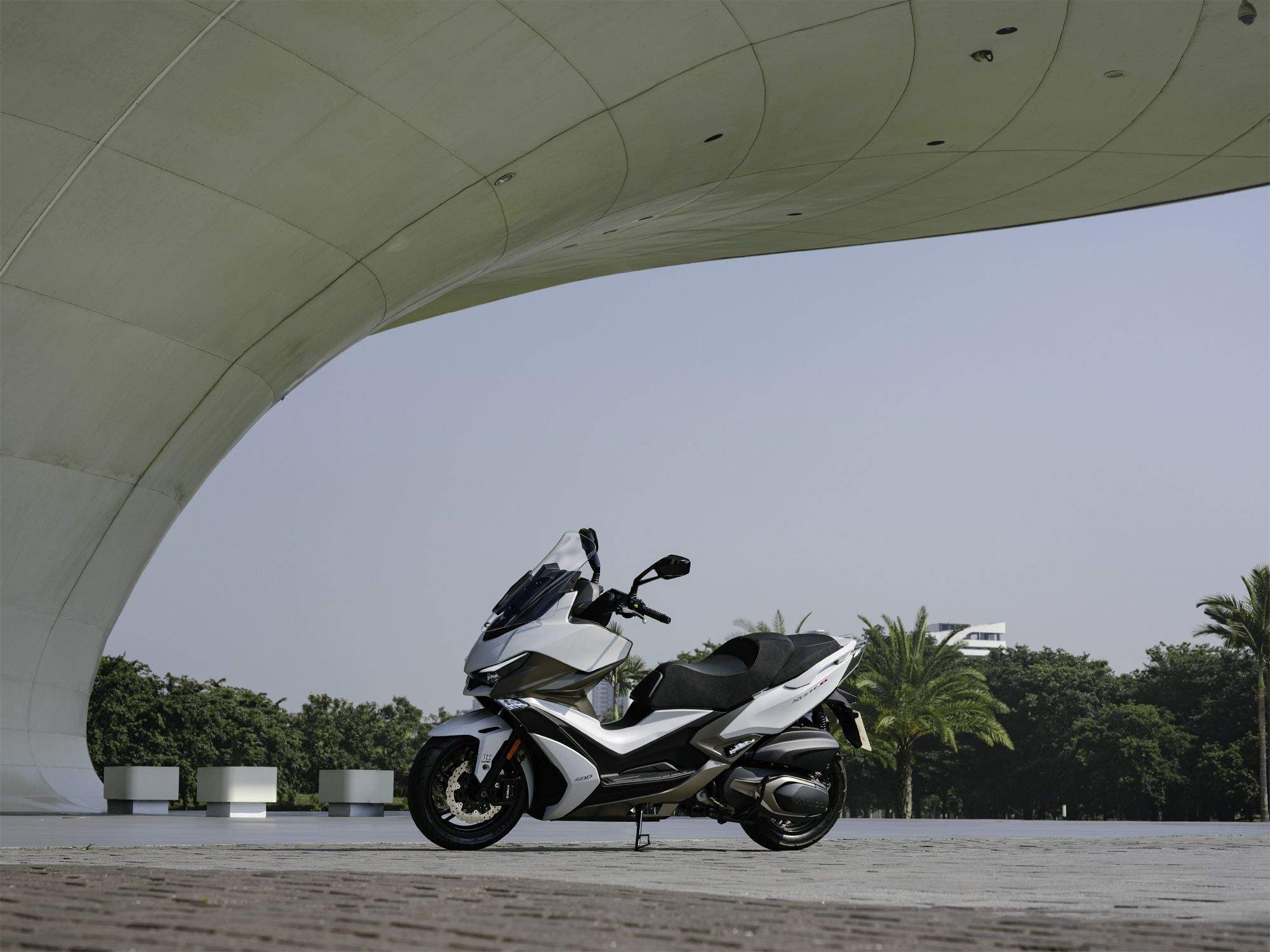 Fotos Kymco Xciting VS 400 2023