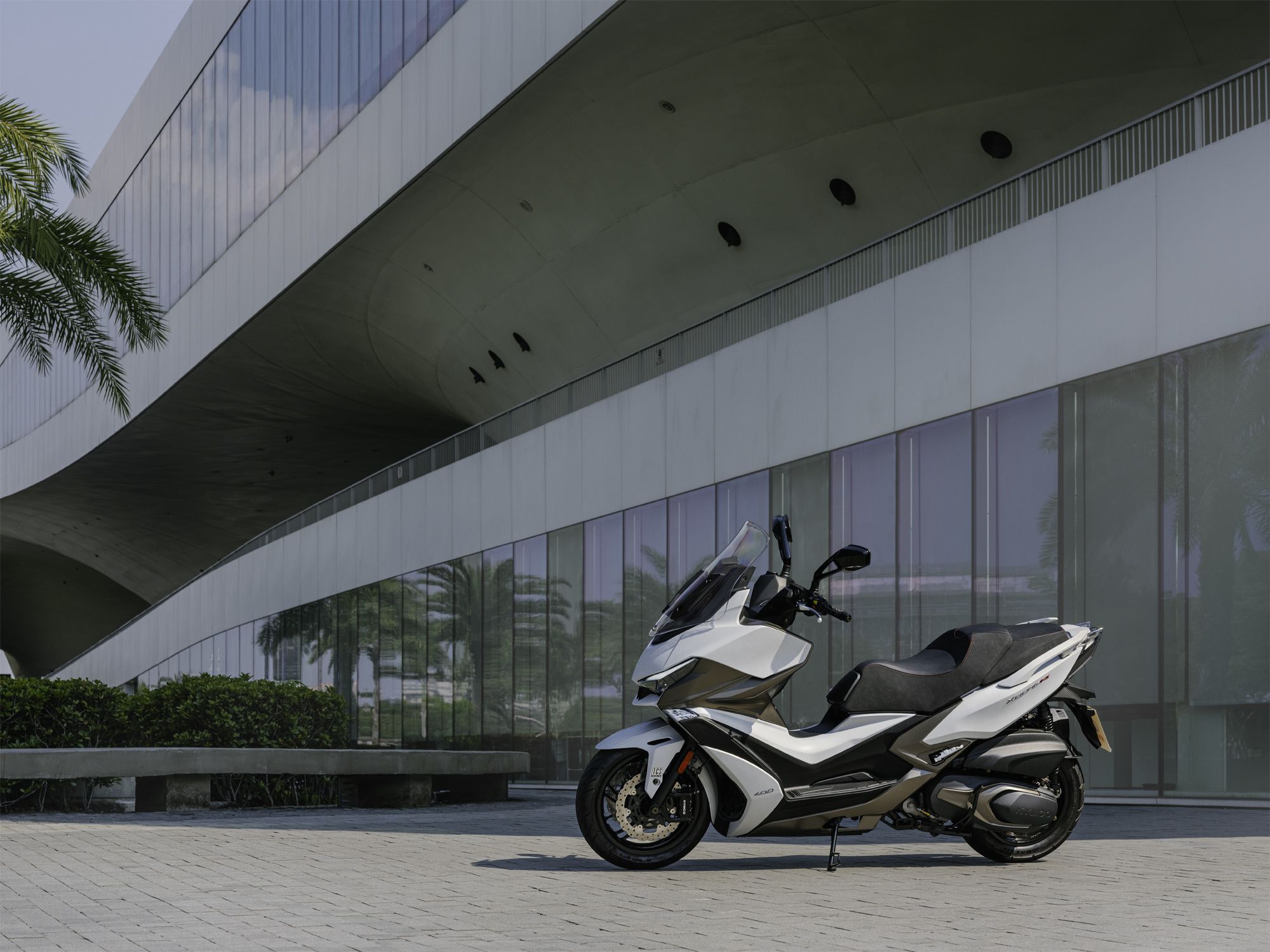 Kymco Xciting VS 400. Rediseño del maxiscooter insignia de la marca