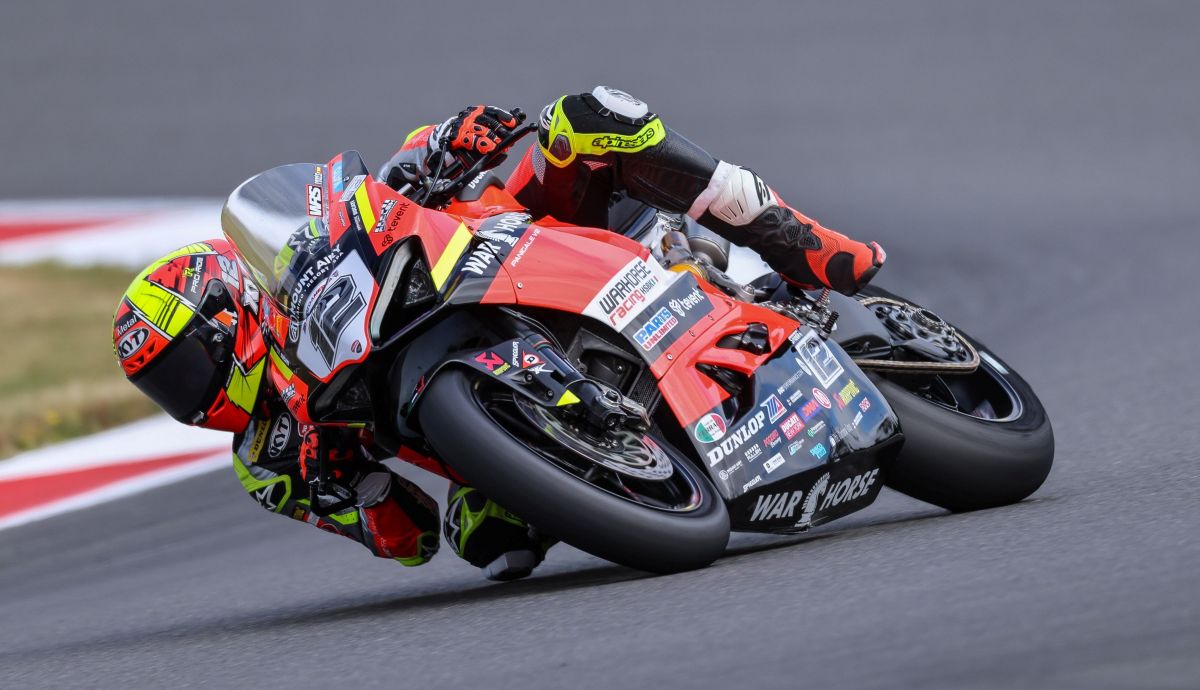 Siete victorias en siete carreras para Xavi Forés en el MotoAmerica Supersport 2023