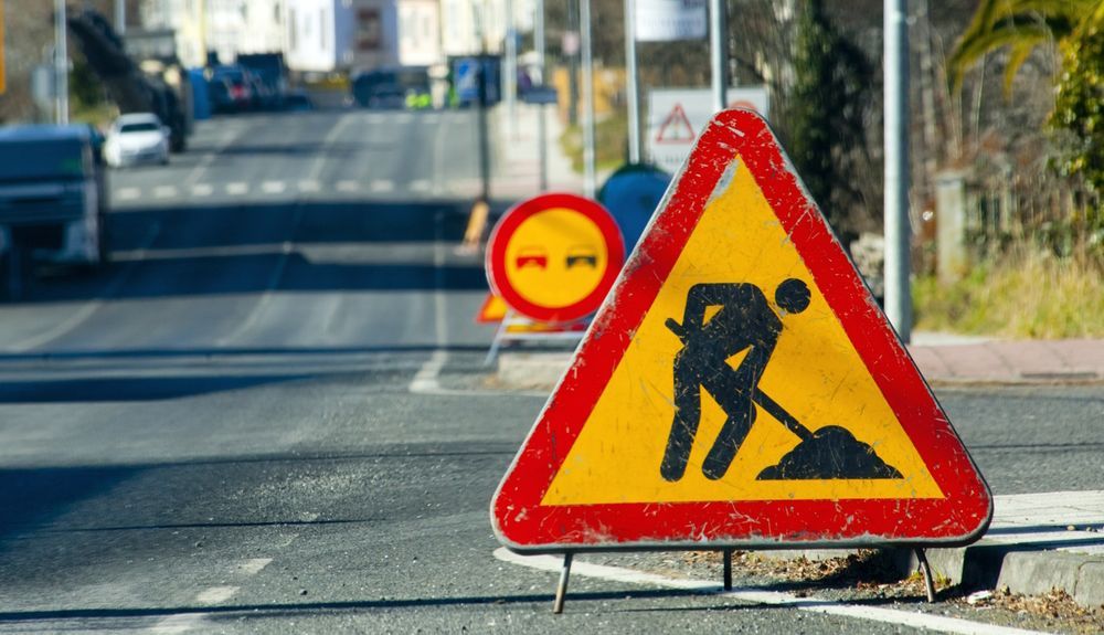 Últimamente se están instalado muchos radares en las zonas de obras Últimamente se están instalado muchos radares en las zonas de obras