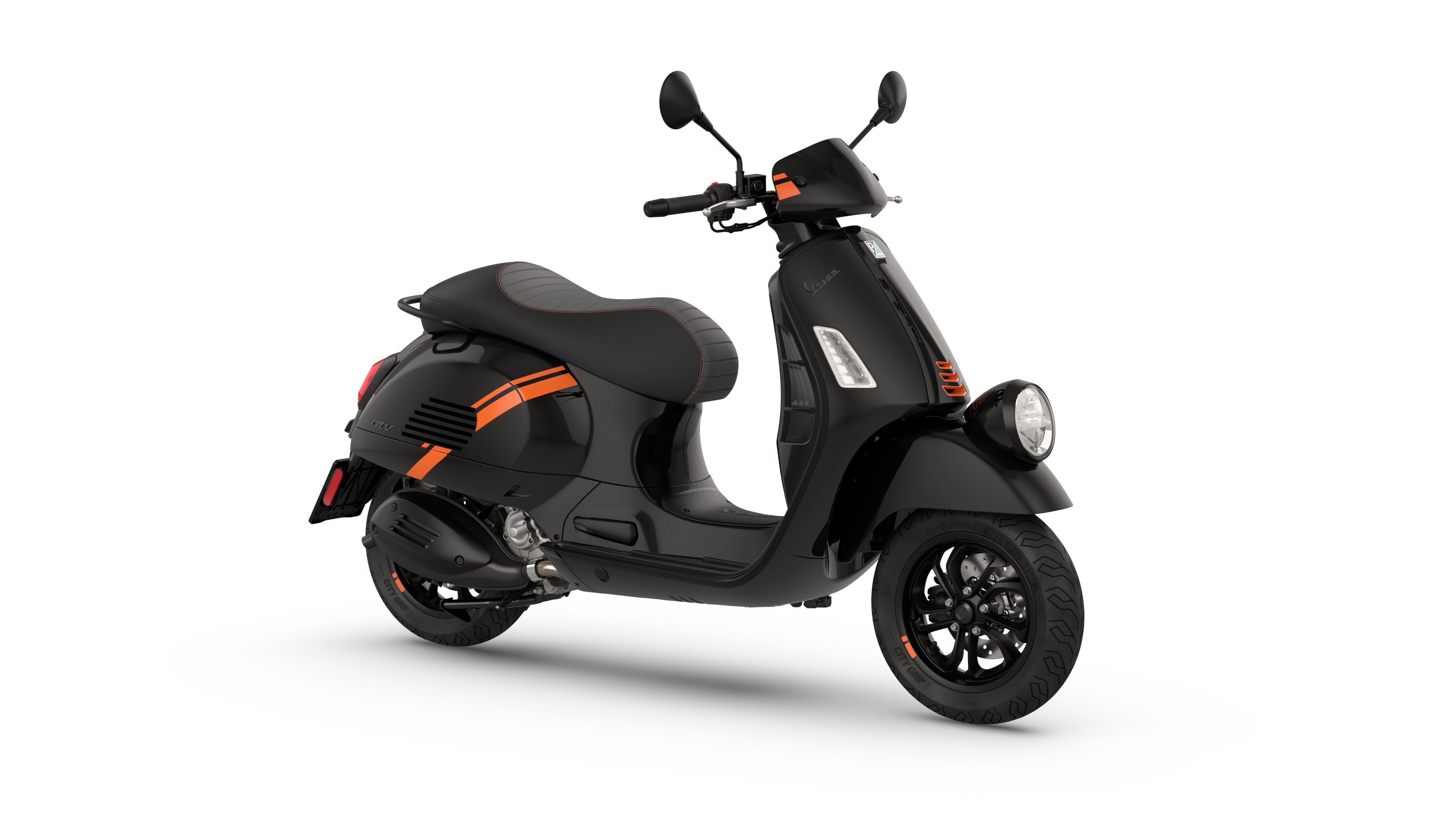 Vespa GTV 2023 negro (1)