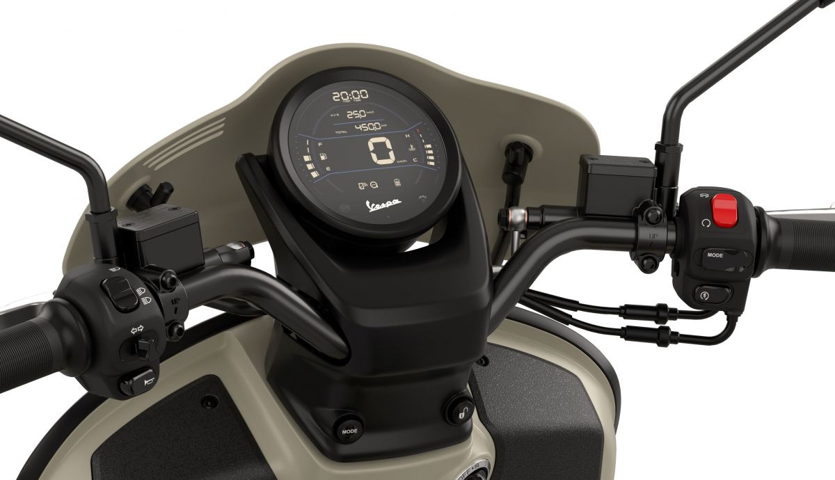 Vespa GTV 2023 beige detalles (6)